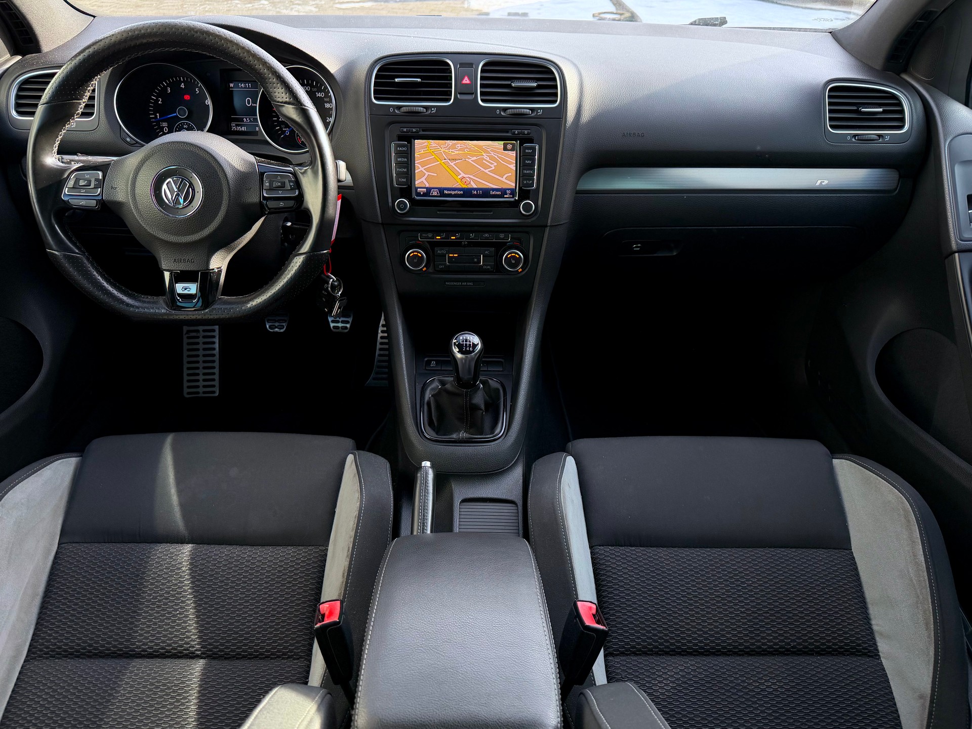 VW Golf 2.0 TSI R 4Motion | Carpi 308PS-image-11