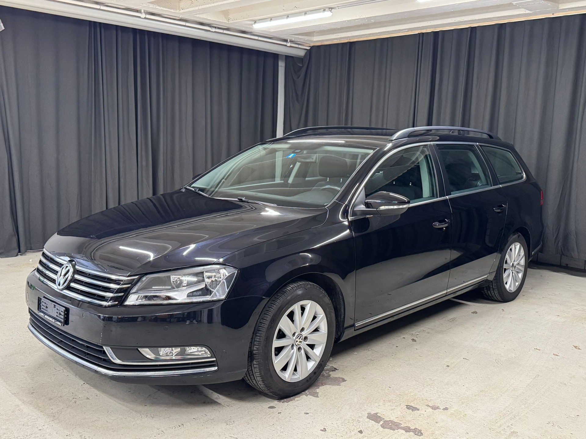 VW Passat Variant 2.0 TDI BMT Trendline DSG-image-0