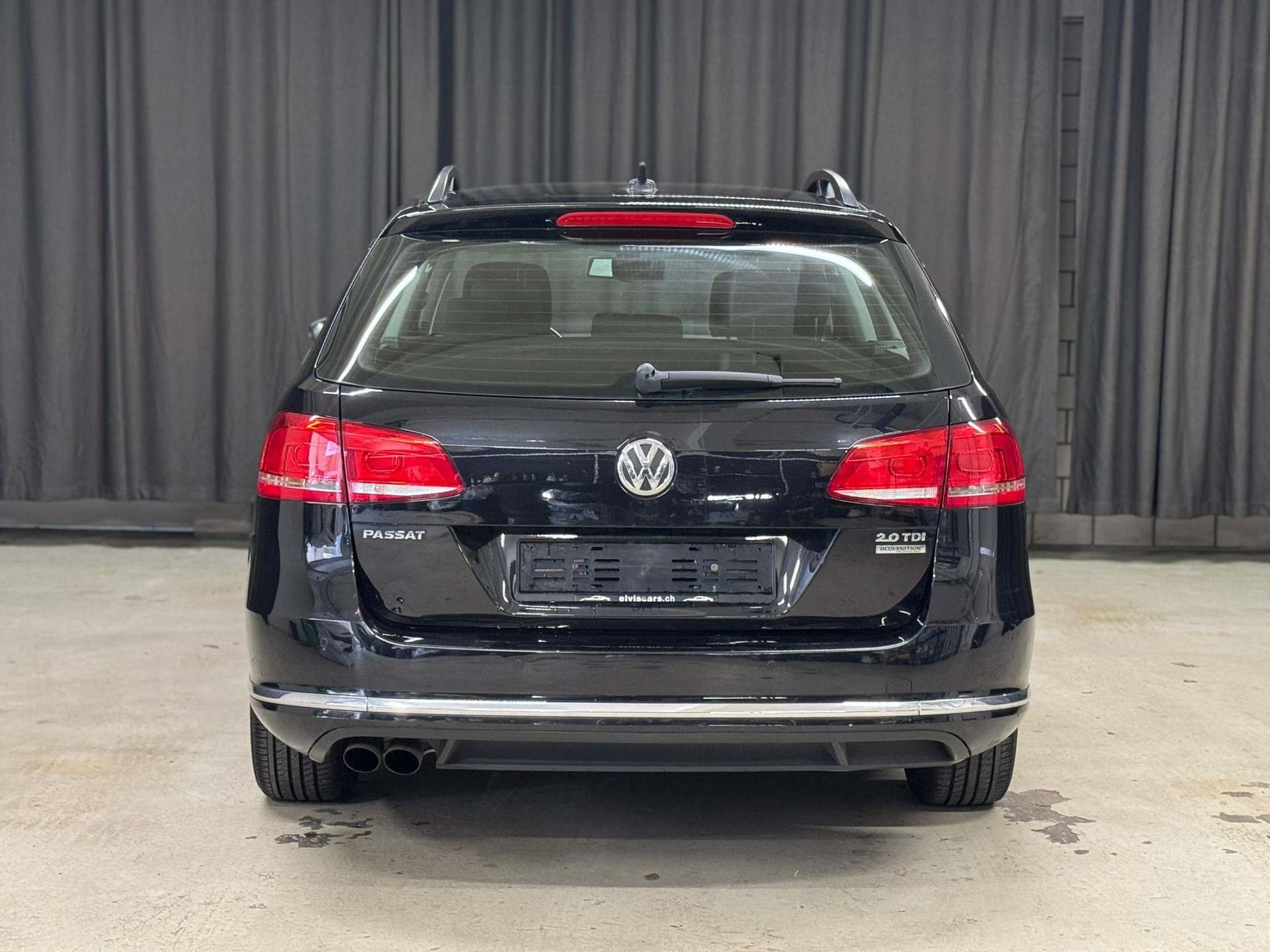 VW Passat Variant 2.0 TDI BMT Trendline DSG-image-5