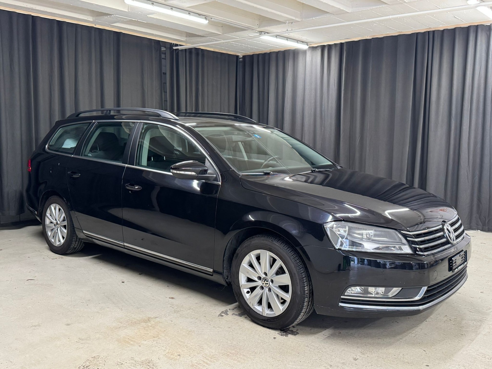 VW Passat Variant 2.0 TDI BMT Trendline DSG-image-1