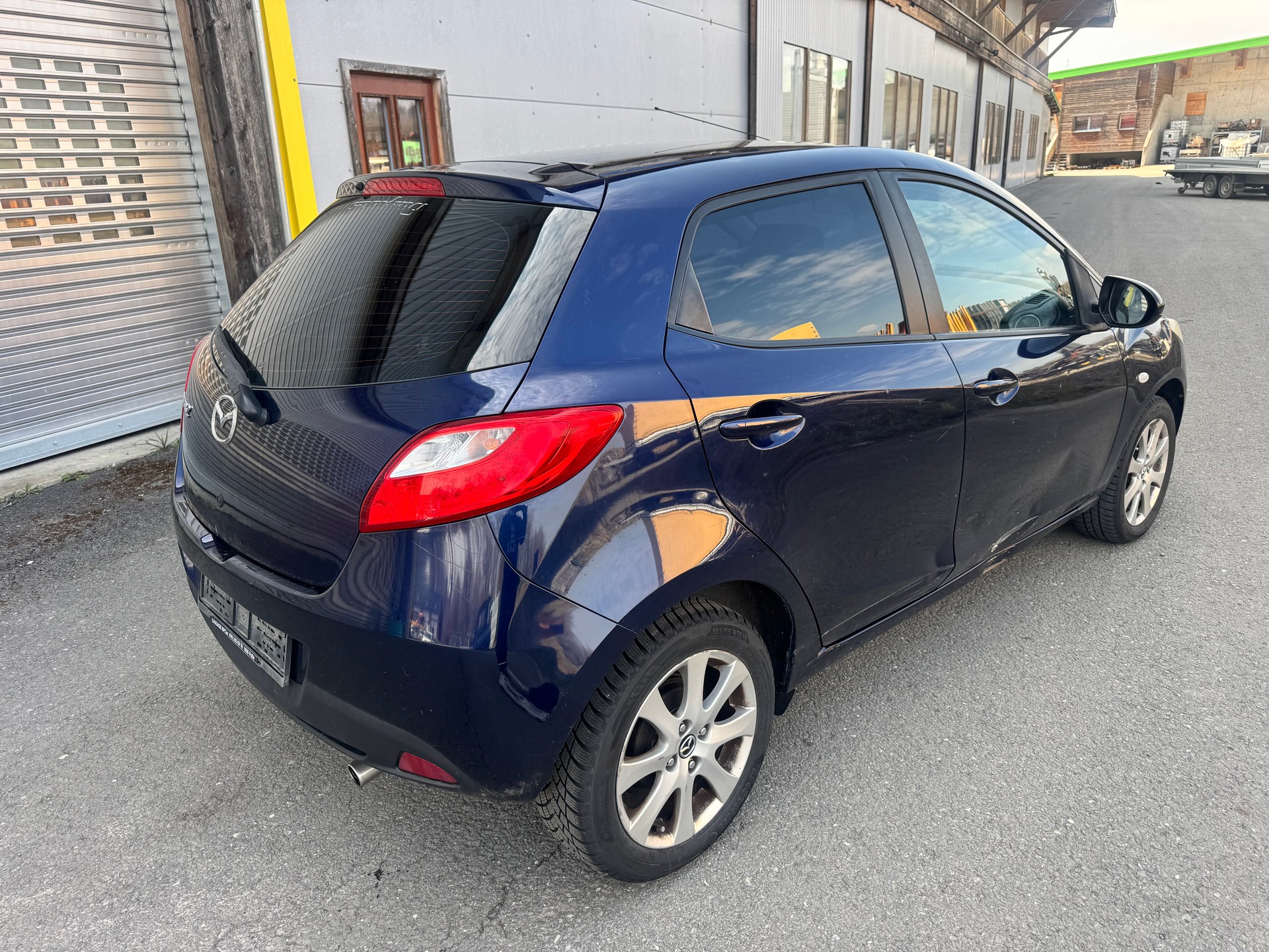 MAZDA 2 1.3i 16V Exclusive-image-3