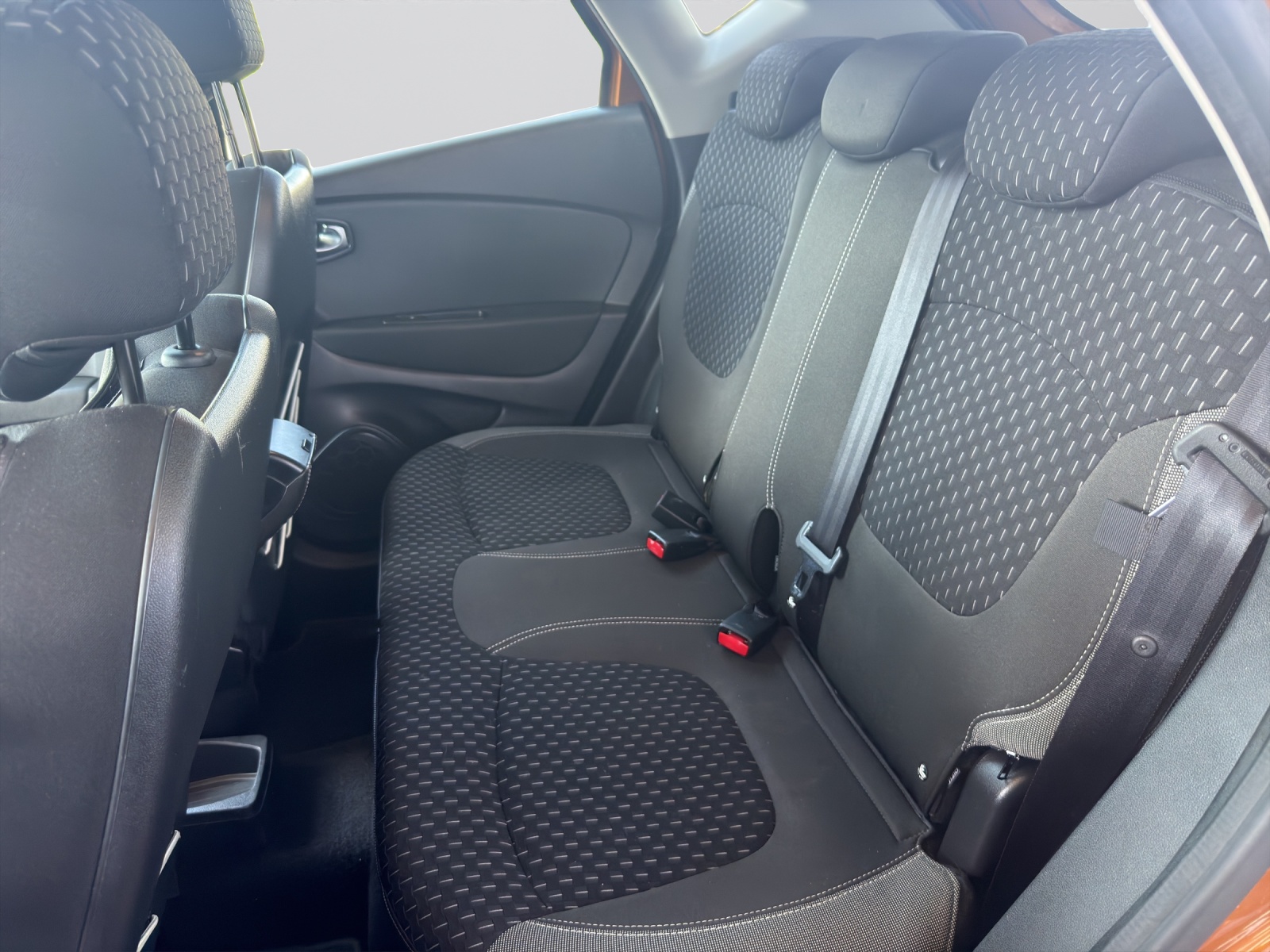 RENAULT Captur 1.2T Outdoor-image-7