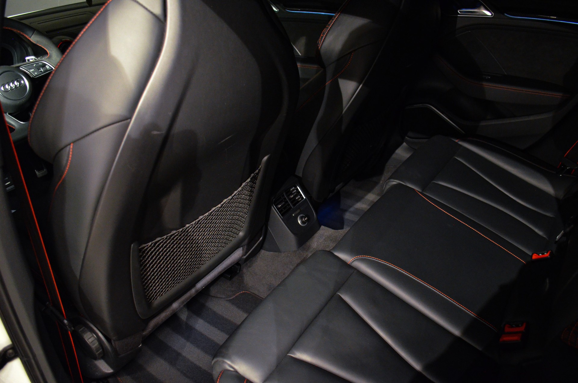AUDI RS3 Limousine 2.5 TSI quattro S-tronic-image-11