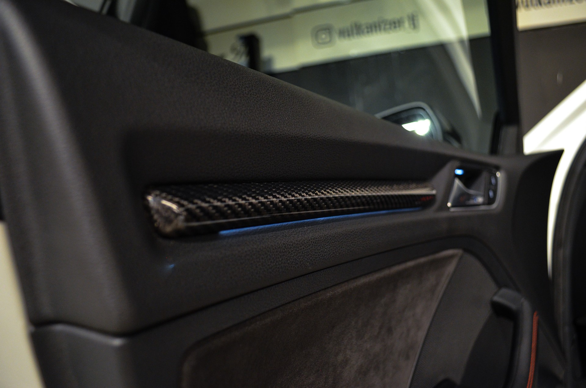 AUDI RS3 Limousine 2.5 TSI quattro S-tronic-image-15