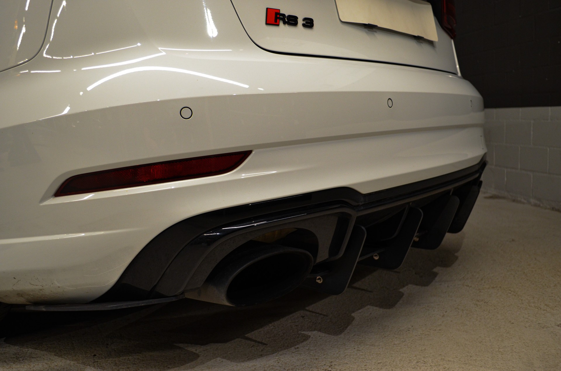 AUDI RS3 Limousine 2.5 TSI quattro S-tronic-image-10