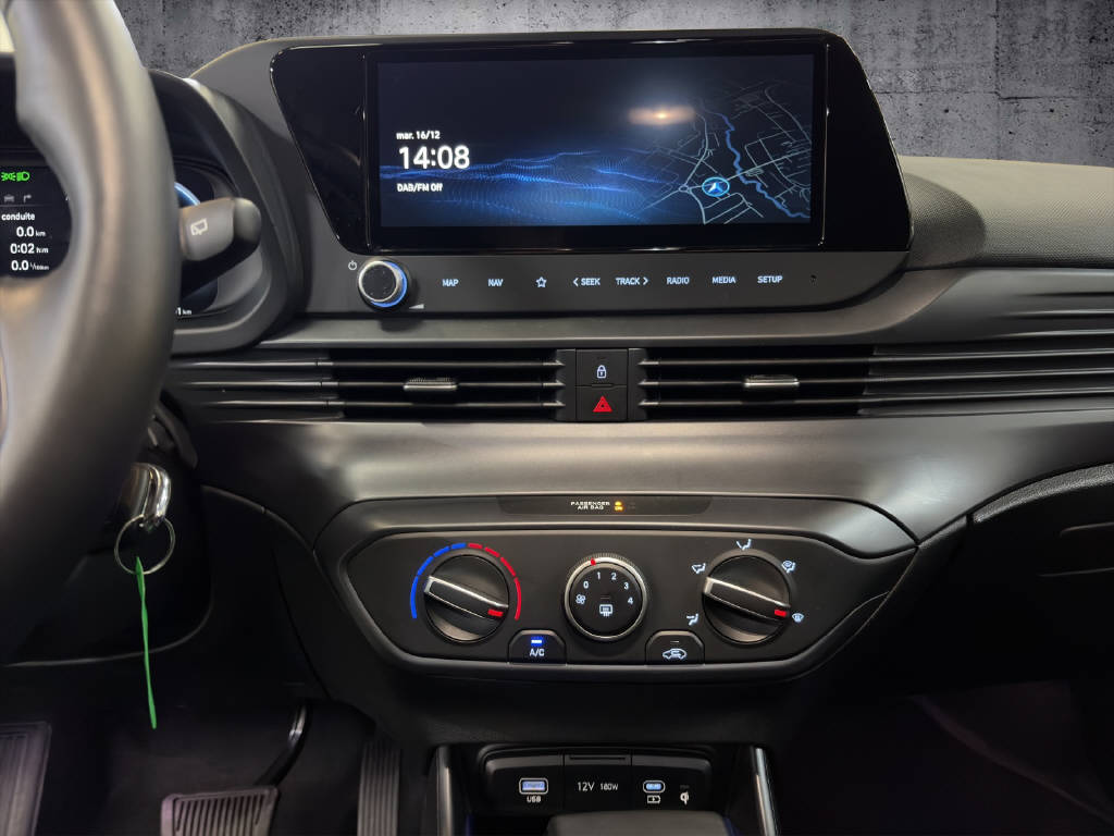 HYUNDAI i20 1.0 T-GDi Amplia-image-7