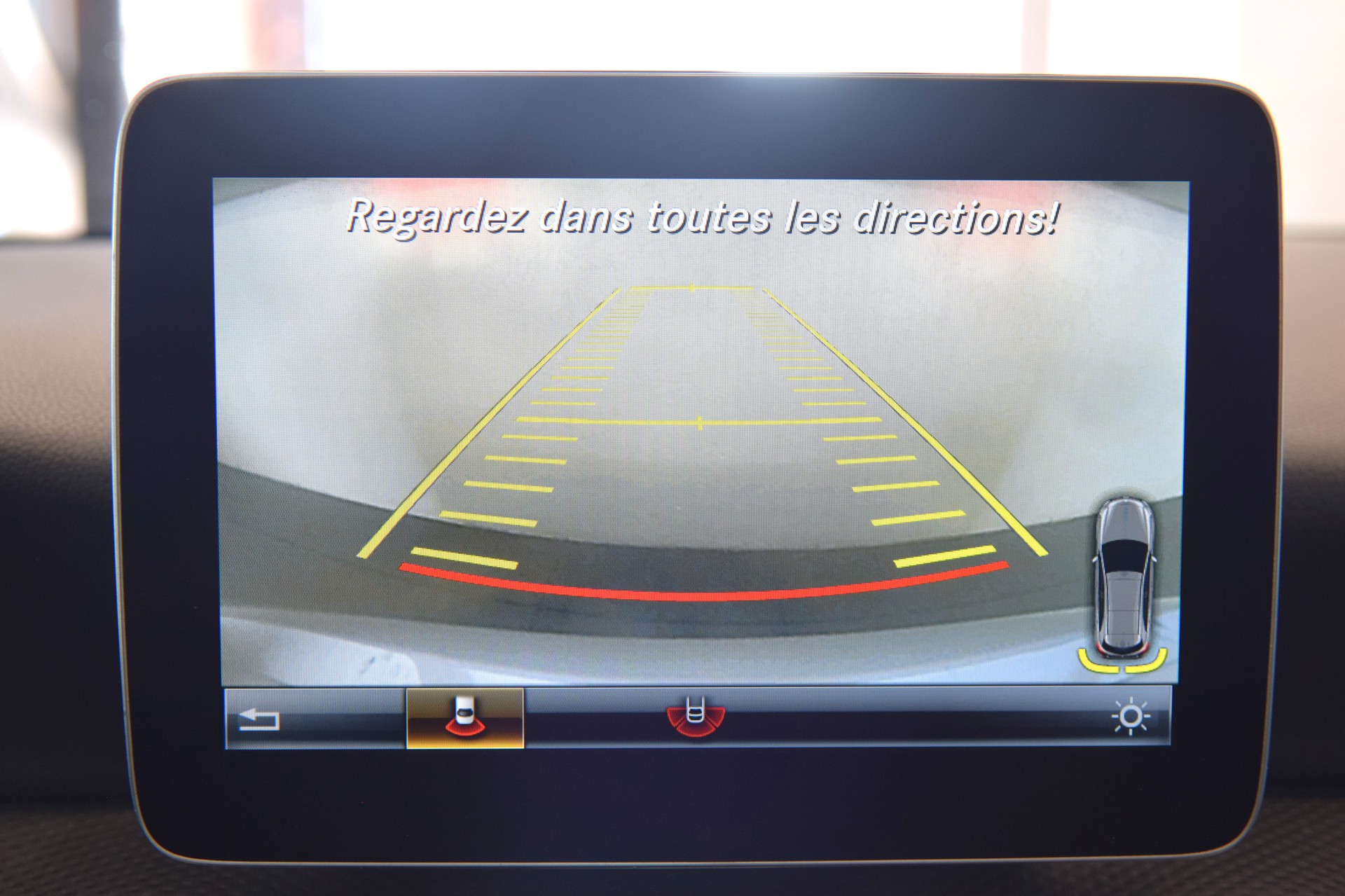 MERCEDES-BENZ A 200 AMG Line 7G-DCT-image-13