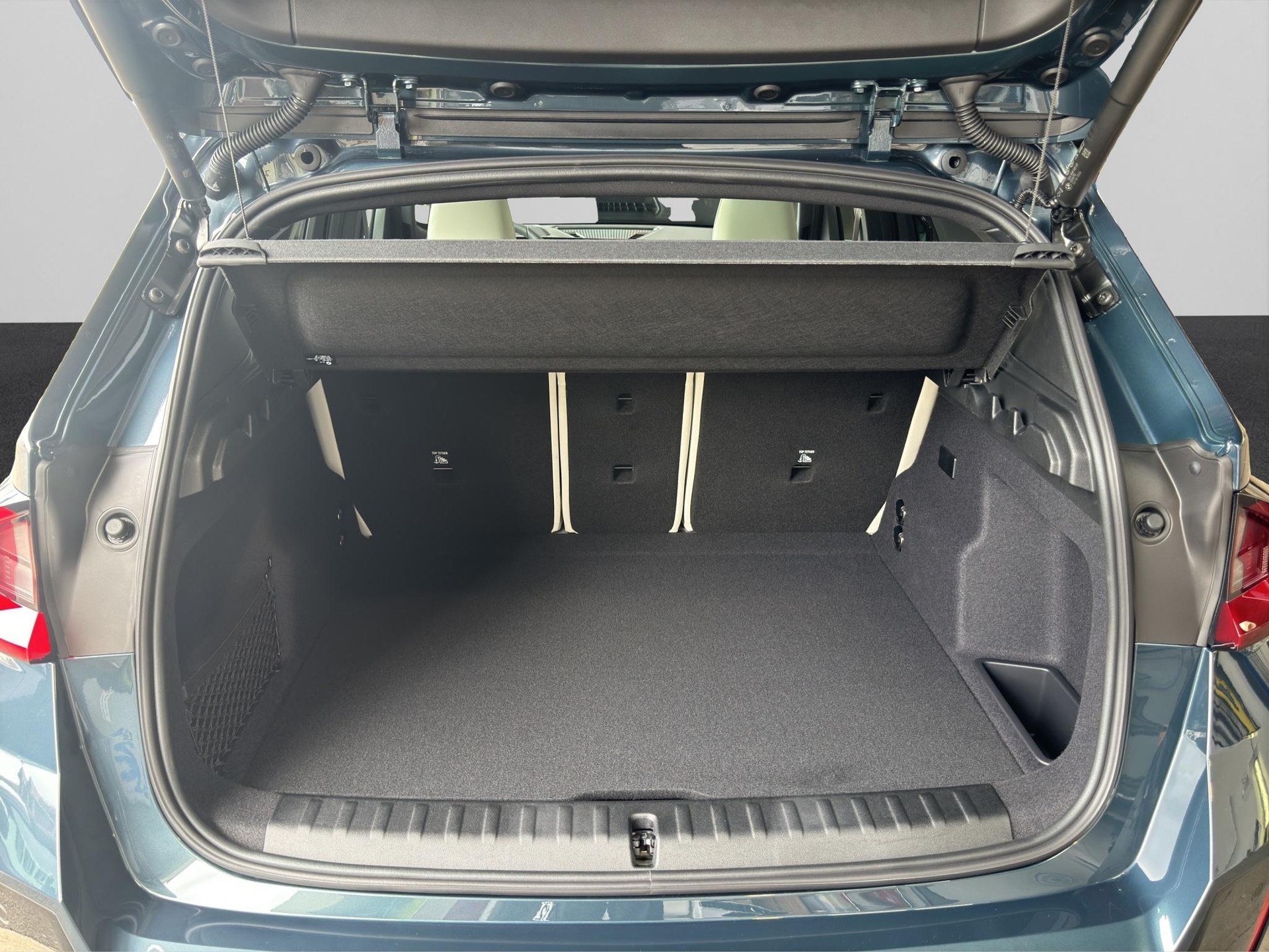 BMW X1 30e xDrive M Sport Pro Individual-image-20
