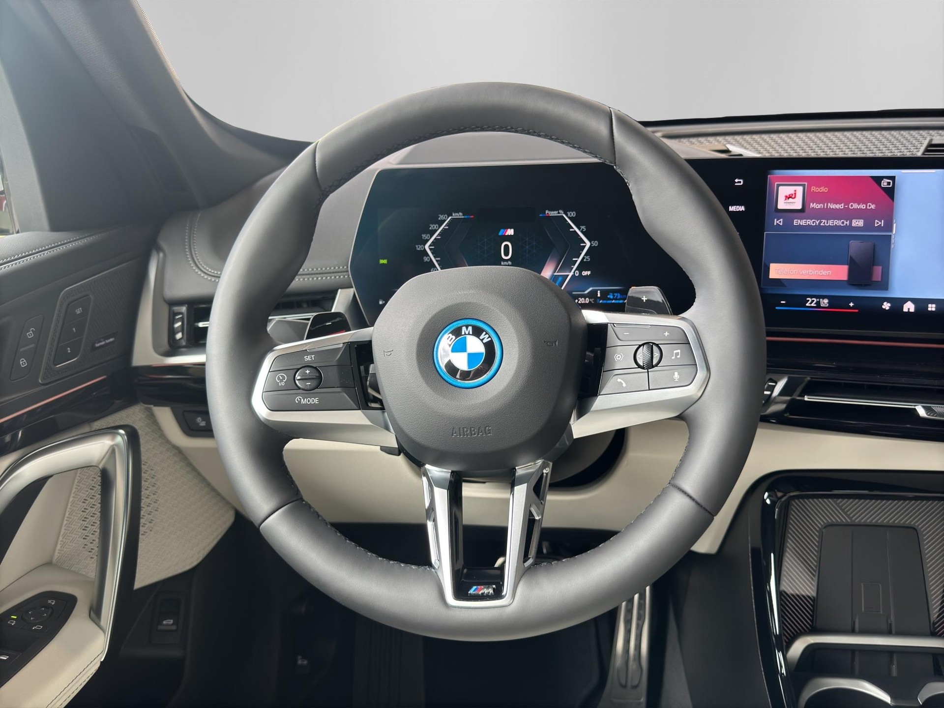 BMW X1 30e xDrive M Sport Pro Individual-image-15