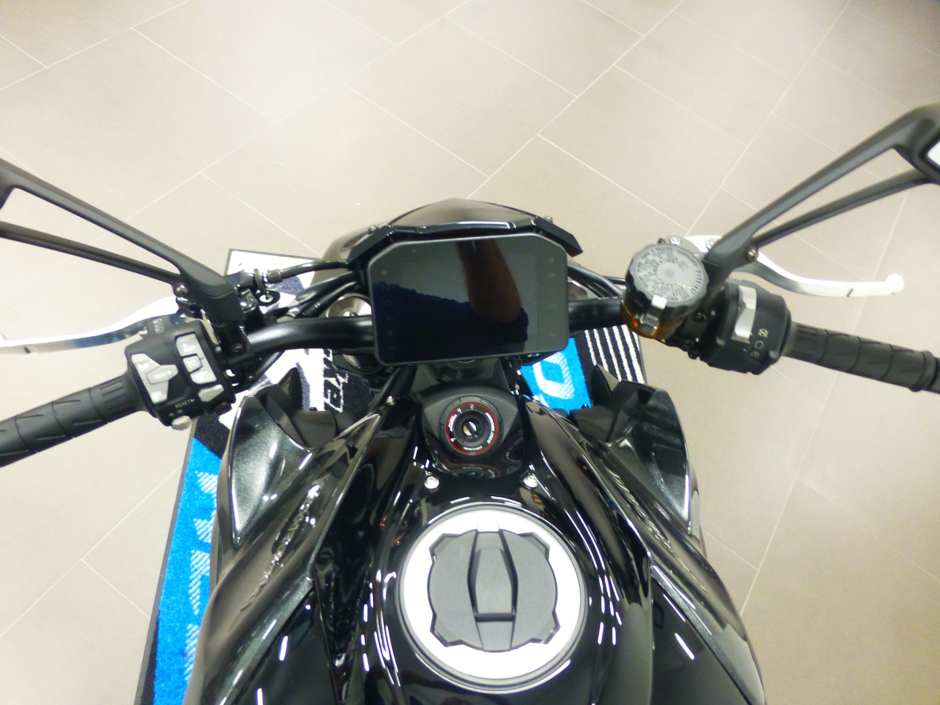 KAWASAKI Z 1100-image-12