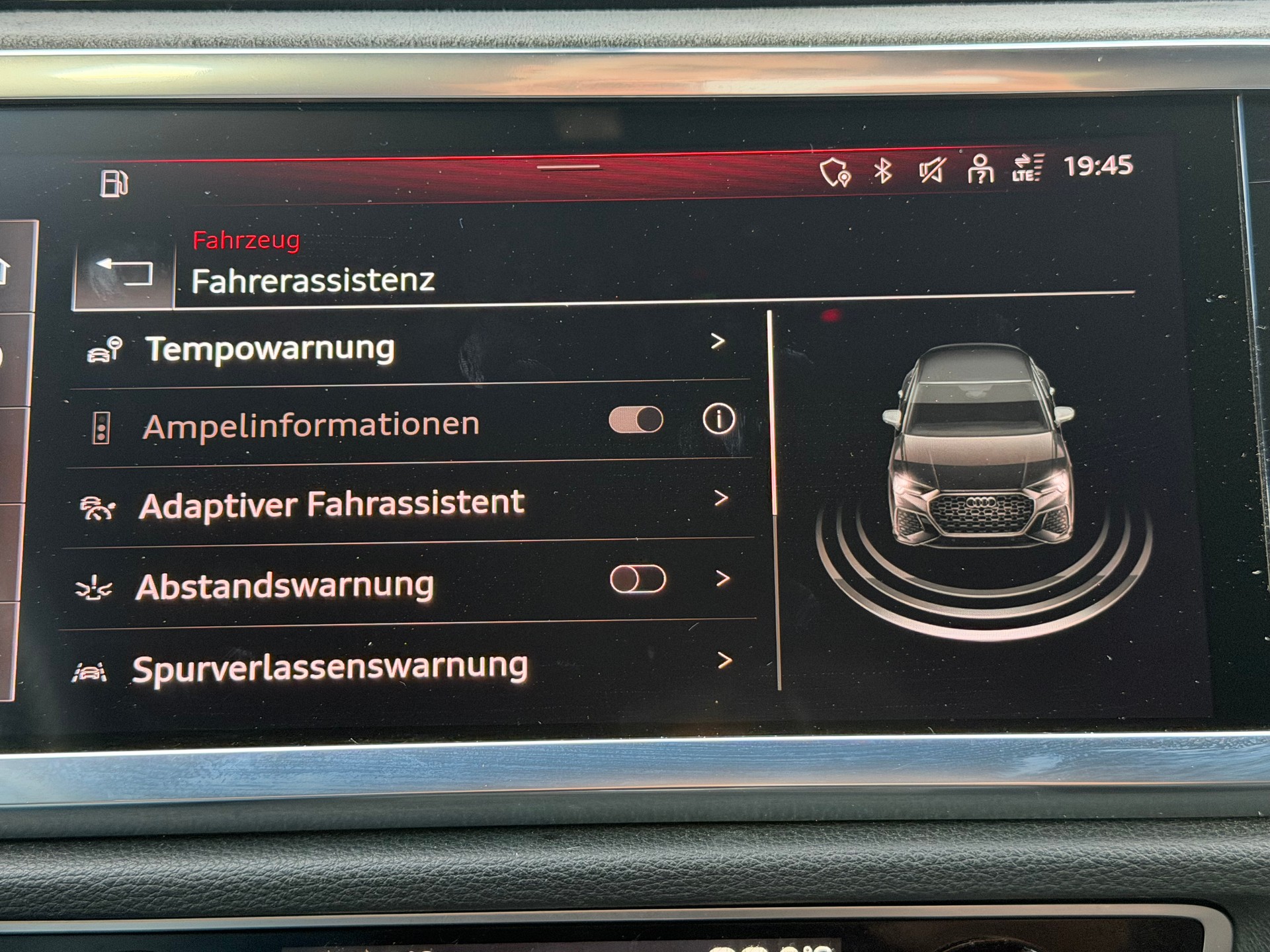 AUDI RS Q3 Sportback quattro S tronic-image-30