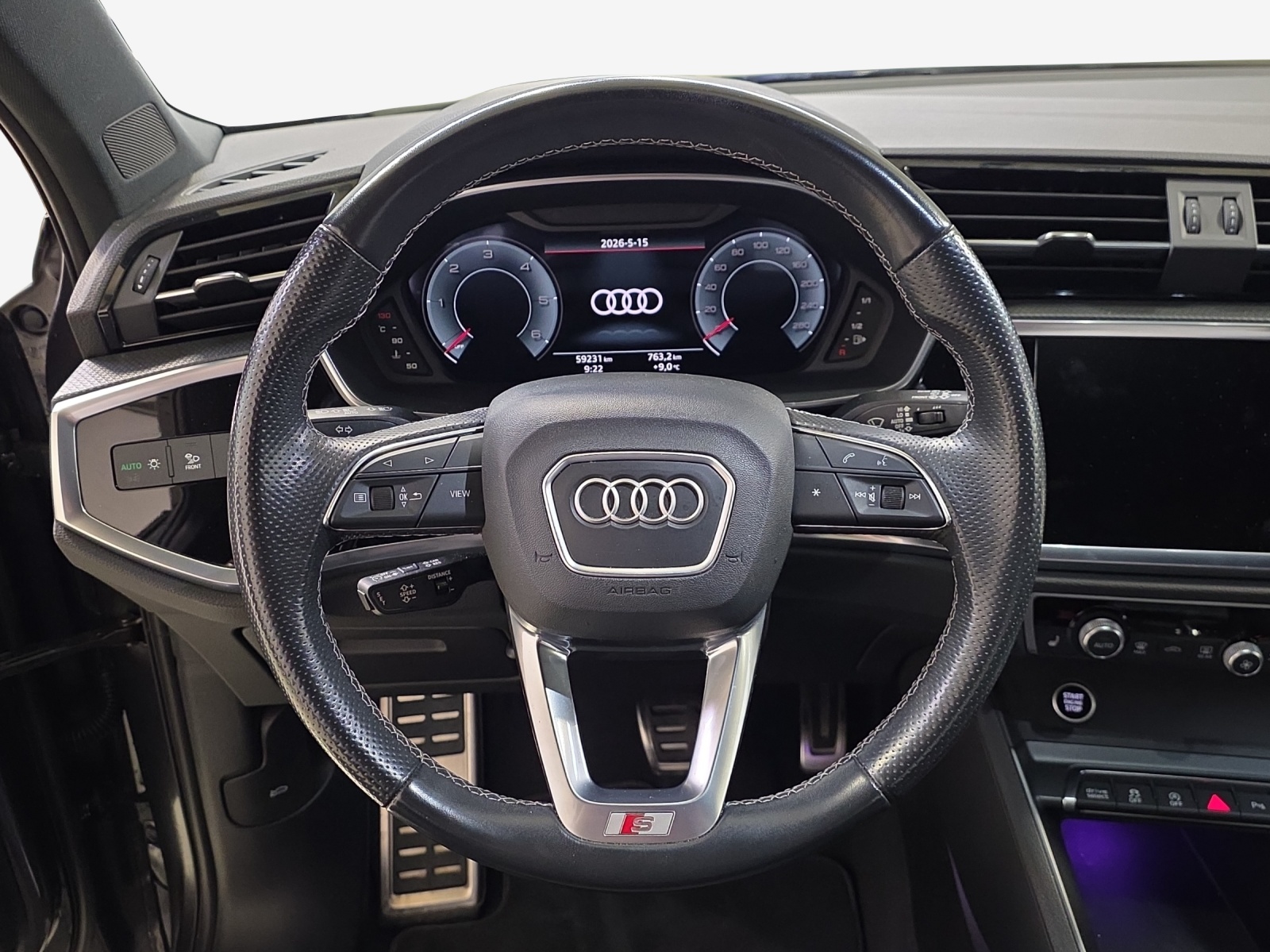 AUDI Q3 Sportback 35 TDI S line quattro S-tronic-image-9