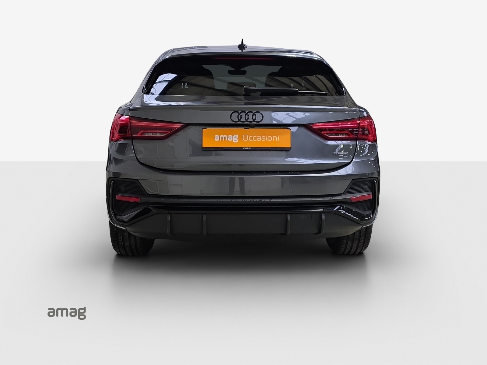 AUDI Q3 Sportback 35 TDI S line quattro S-tronic-image-3