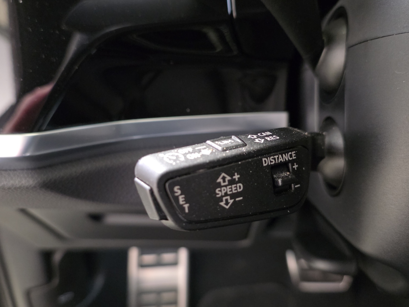 AUDI Q3 Sportback 35 TDI S line quattro S-tronic-image-15