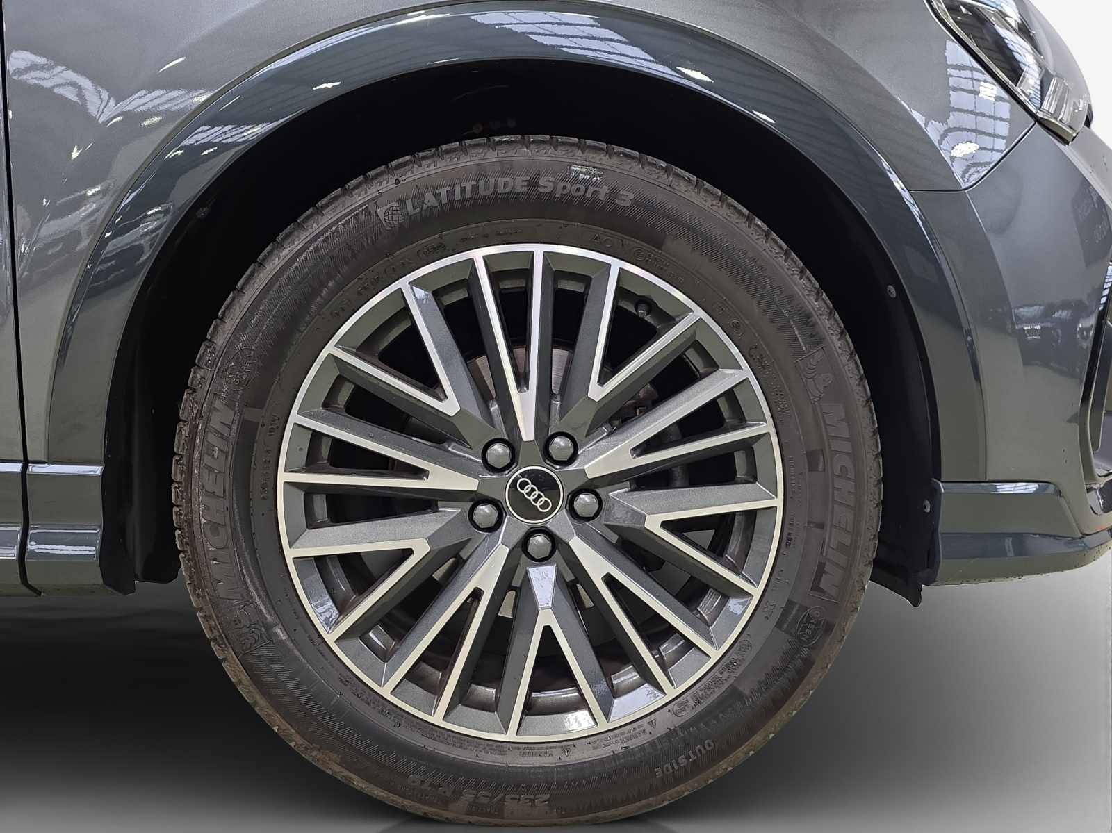AUDI Q3 Sportback 35 TDI S line quattro S-tronic-image-13