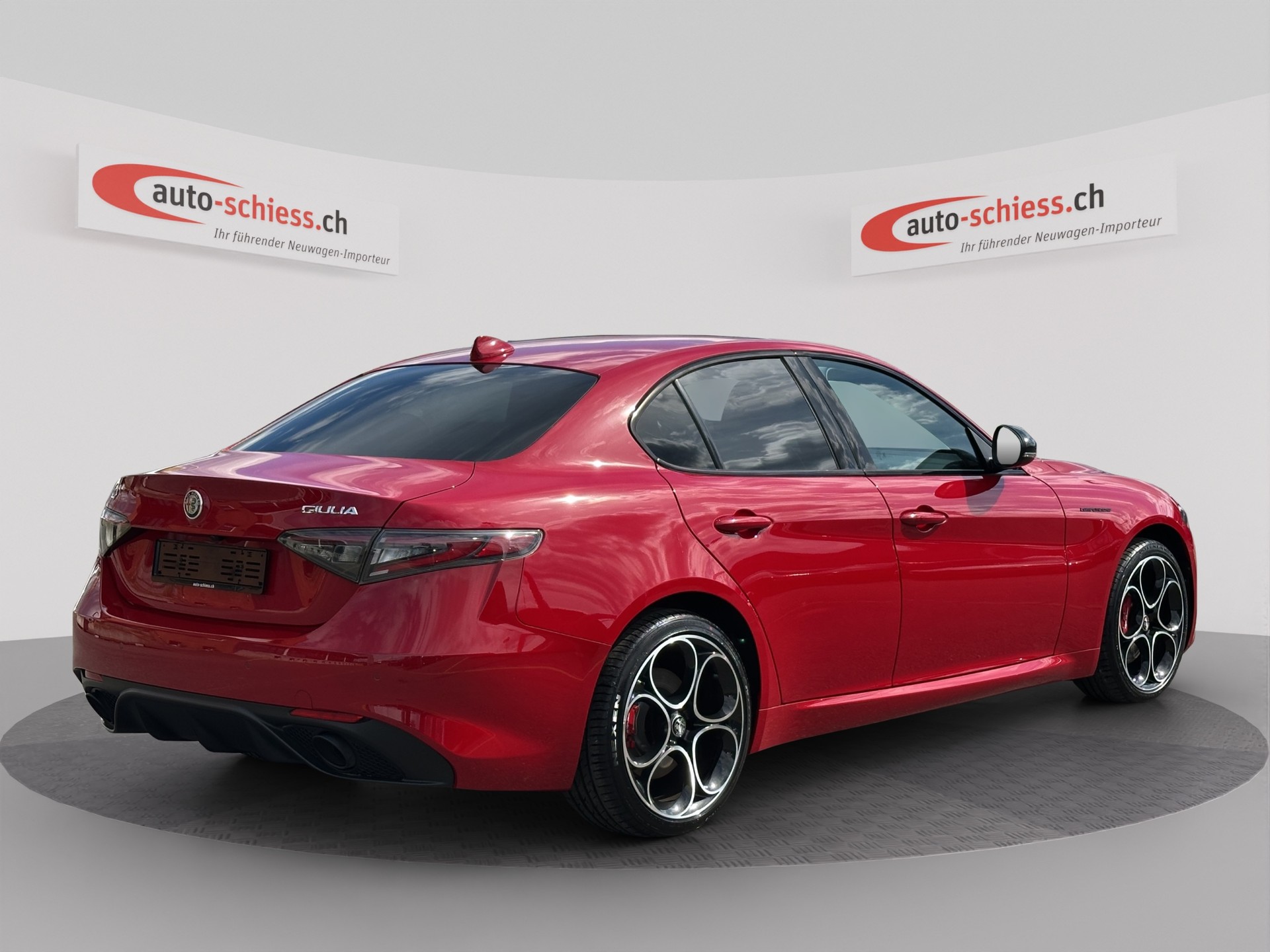 ALFA ROMEO Giulia 2.0 Competizione Q4 AT8-image-4