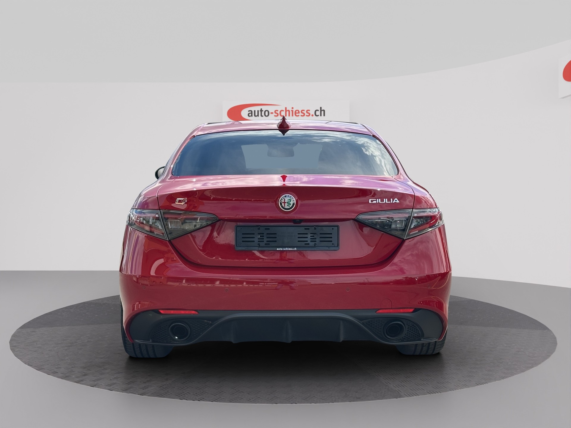 ALFA ROMEO Giulia 2.0 Competizione Q4 AT8-image-3