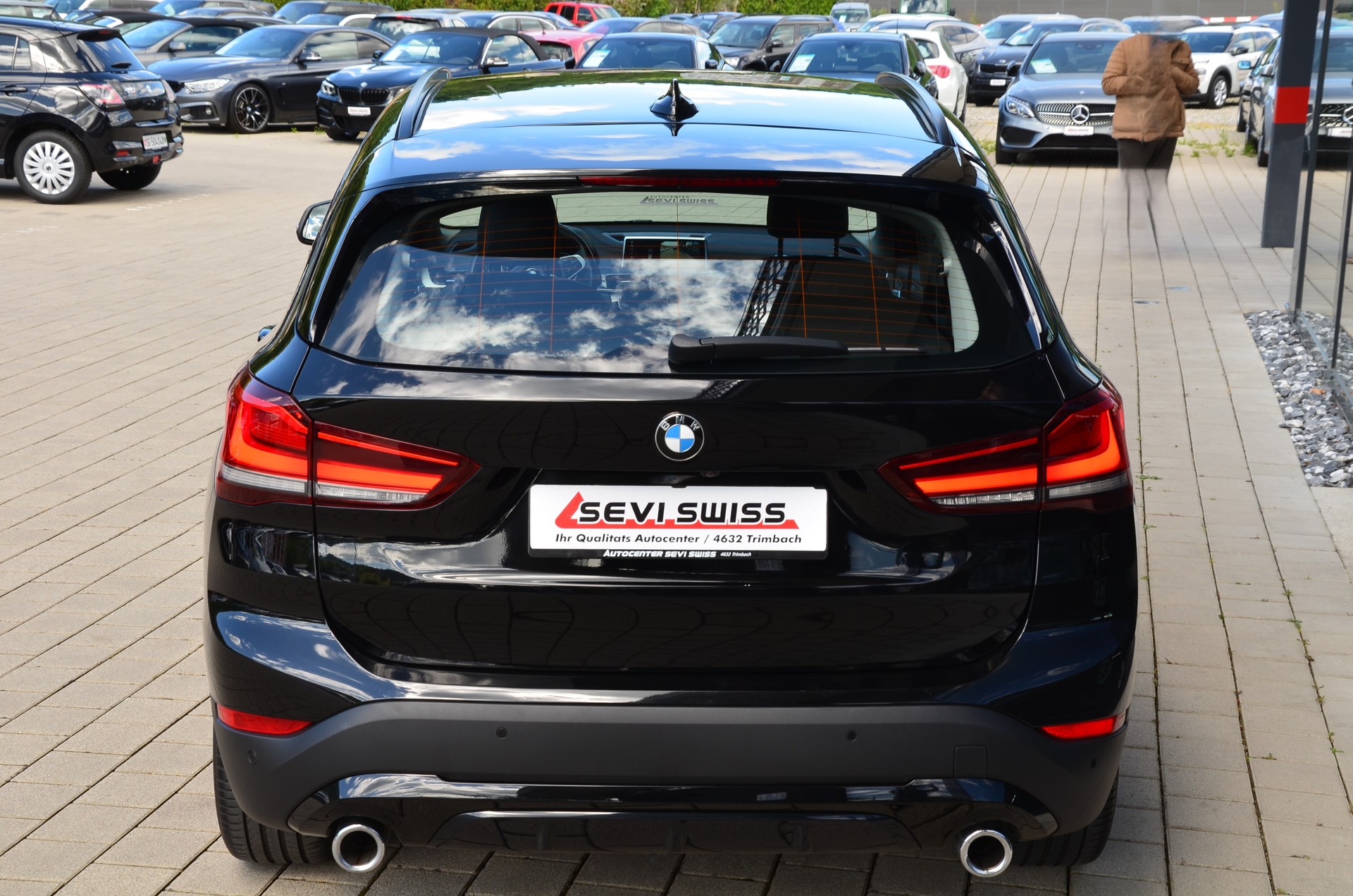 BMW X1 xDrive 18d Sport Line Steptronic*Frisch ab MFK,1 Jahr oder 20000km Garantie*-image-5
