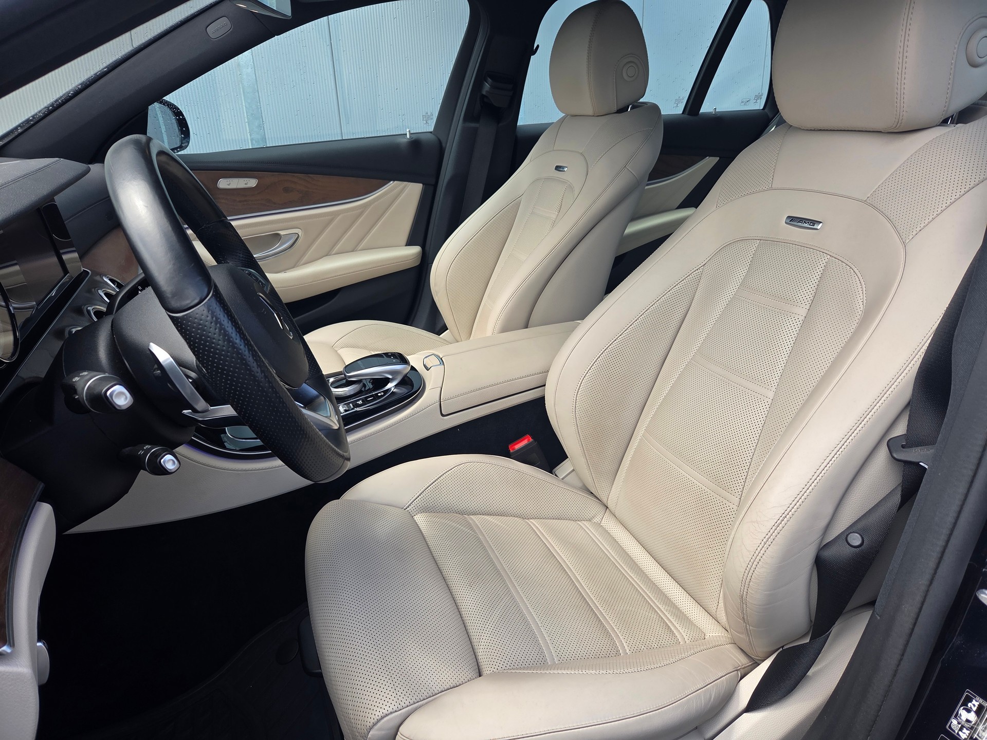 MERCEDES-BENZ E 43 AMG 4 Matic 9G-Tronic-image-6