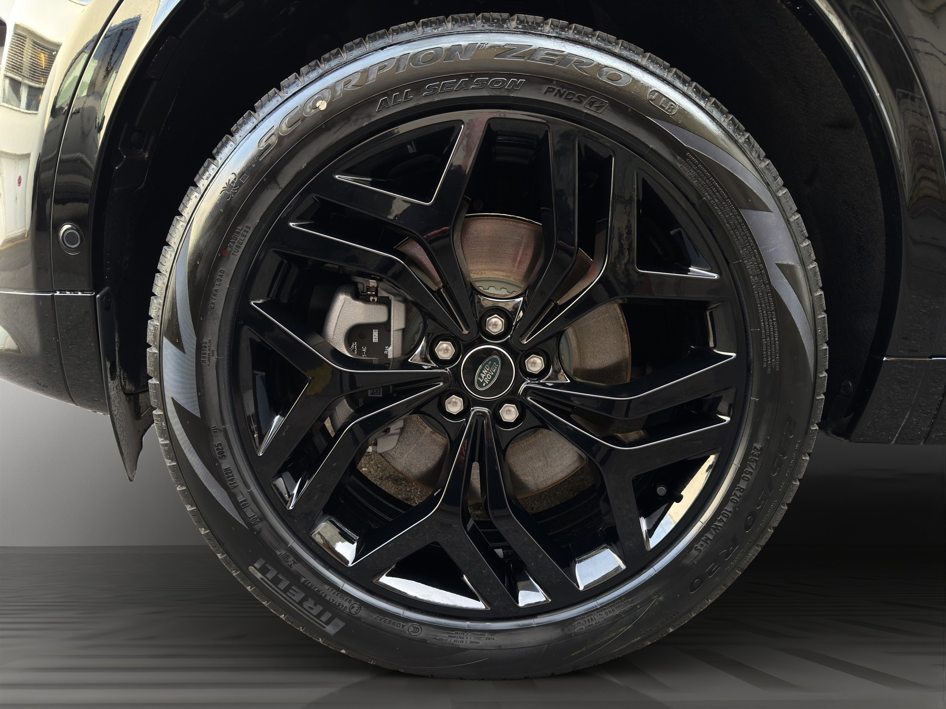 LAND ROVER Discovery Sport 1.5 T 270e Landmark-image-18