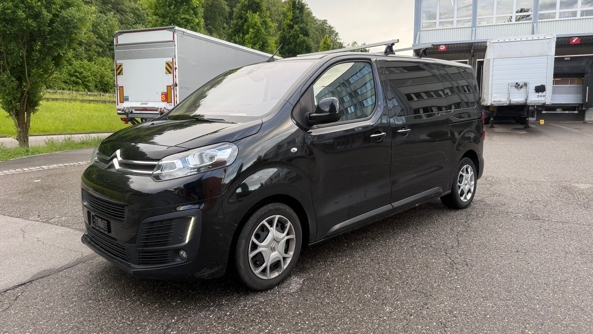 CITROEN SPACETOURER-image-1
