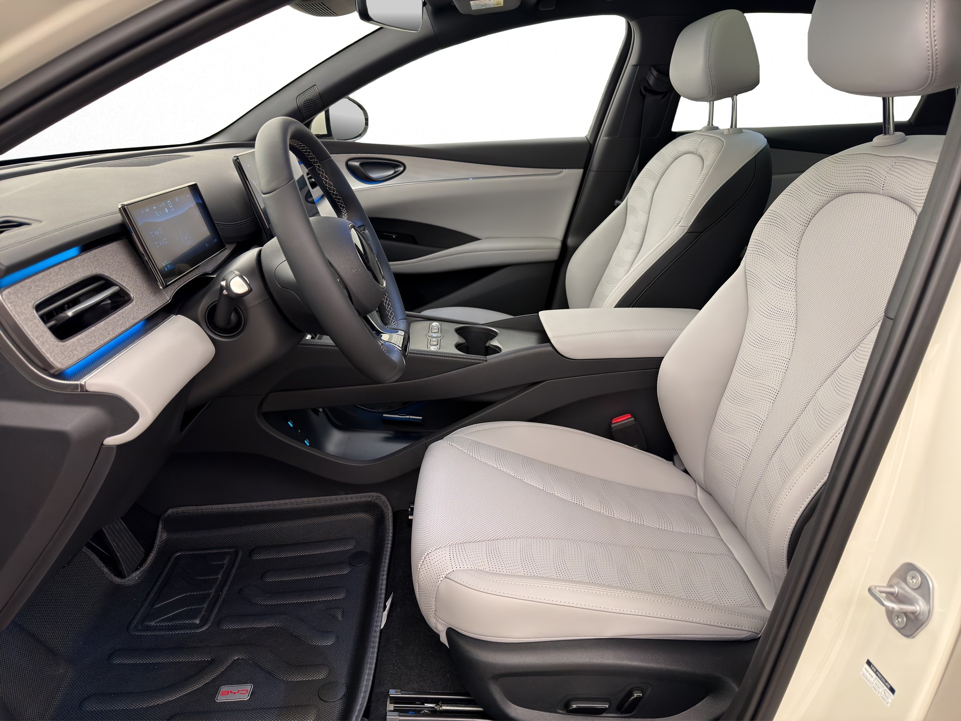 BYD Seal 6 DM-i Touring Comfort-image-6