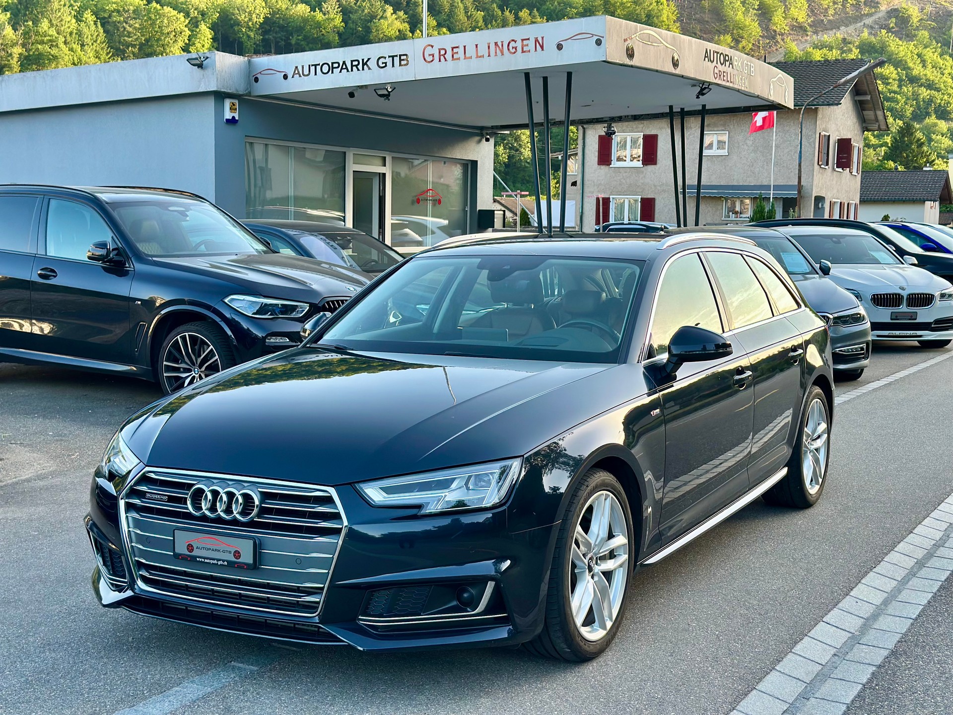 AUDI A4 Avant 3.0 TDI Design quattro tiptronic