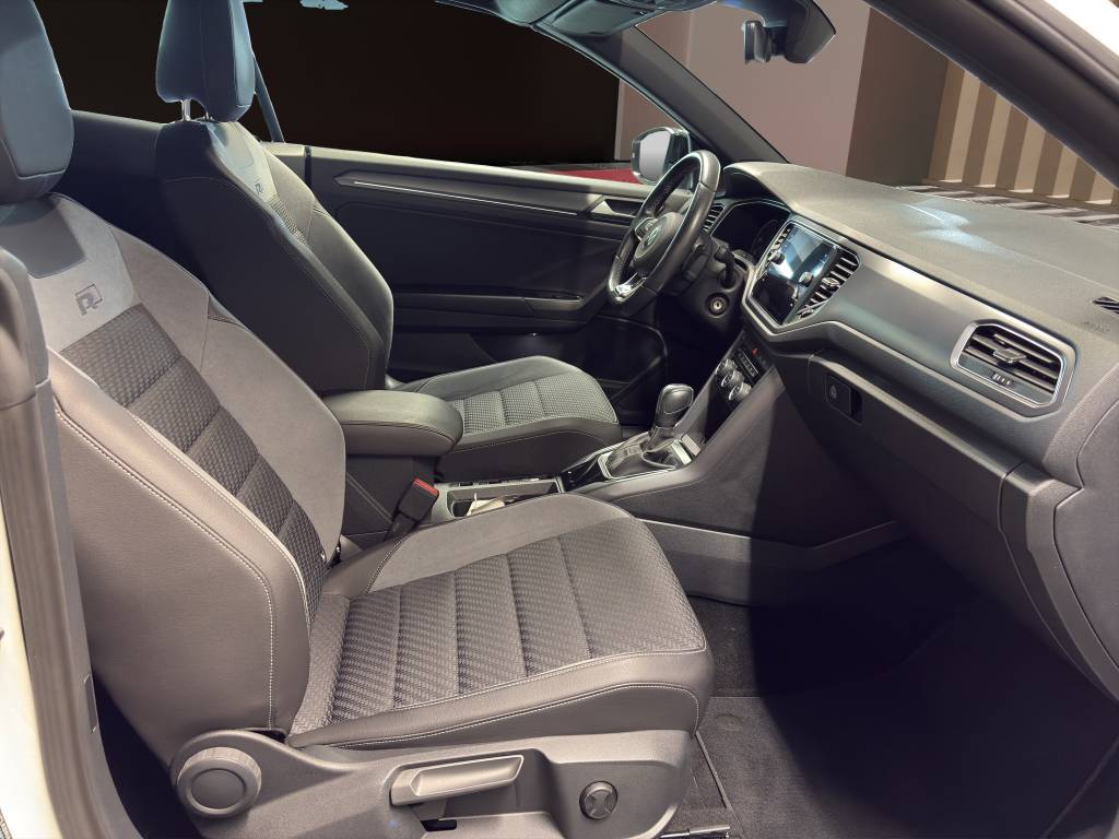 VW T-Roc Cabriolet 1.5 TSI EVO R-Line DSG-image-6