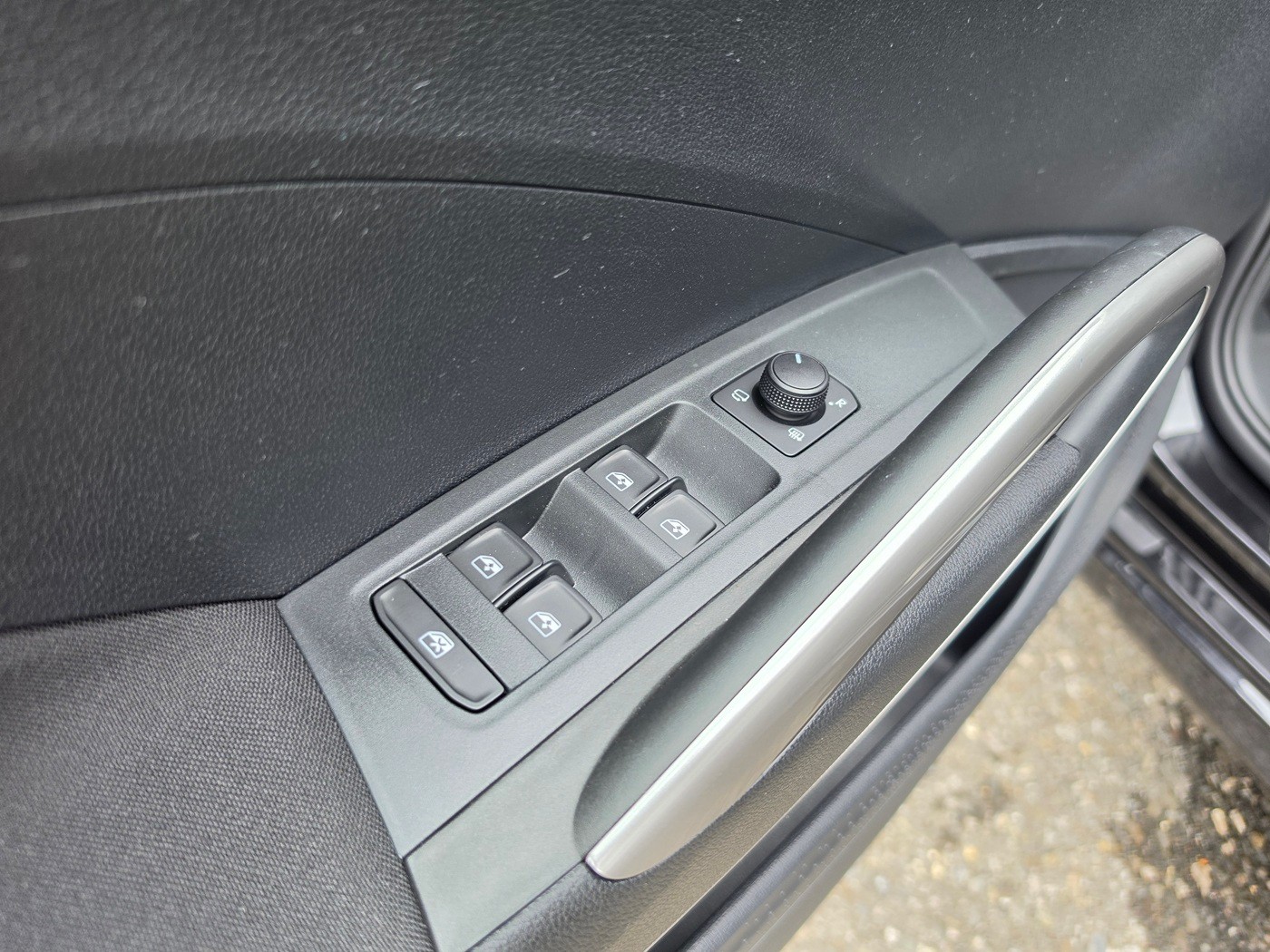 SKODA Fabia 1.0 TSI Dynamic DSG-image-18
