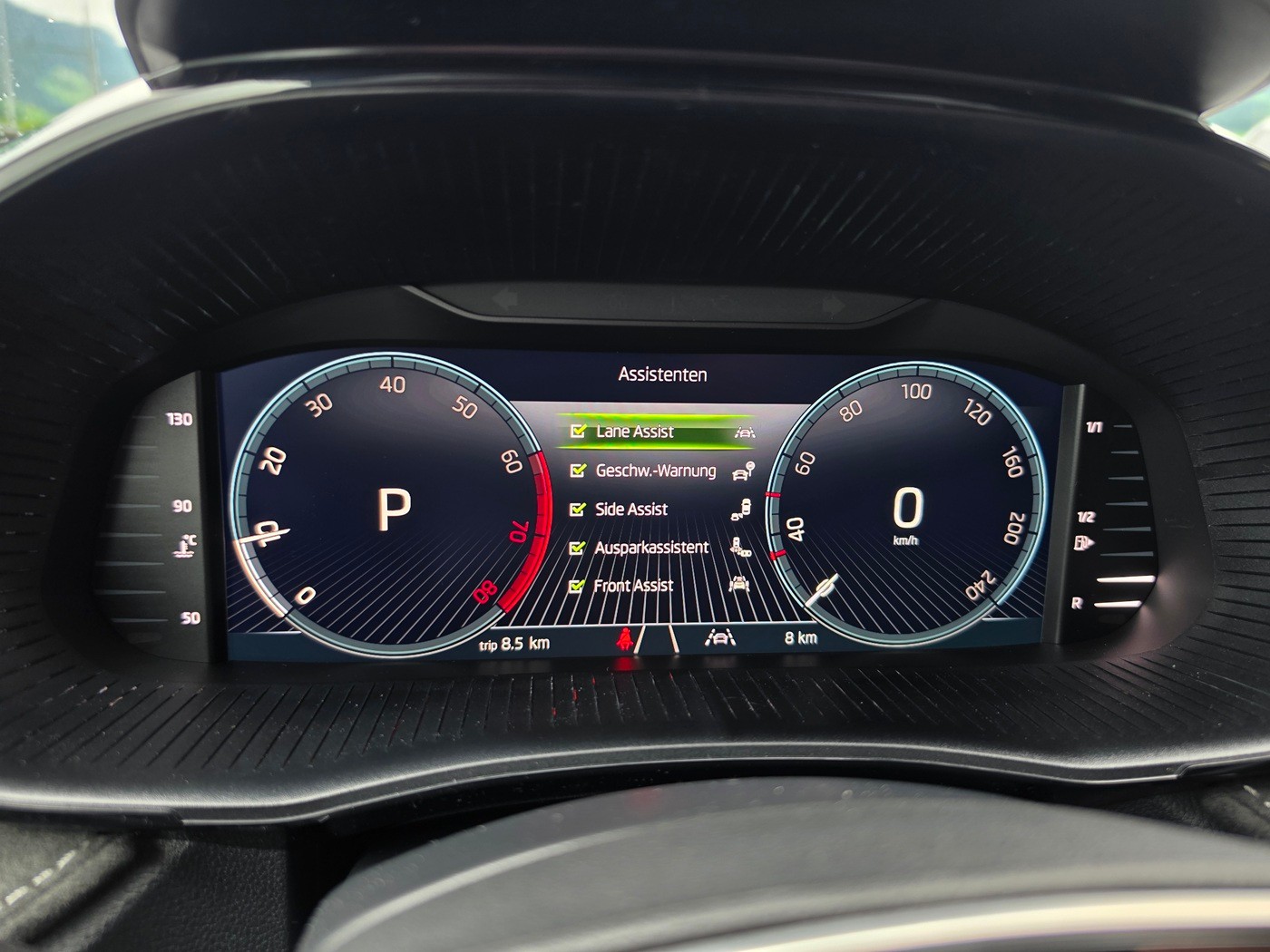 SKODA Fabia 1.0 TSI Dynamic DSG-image-15