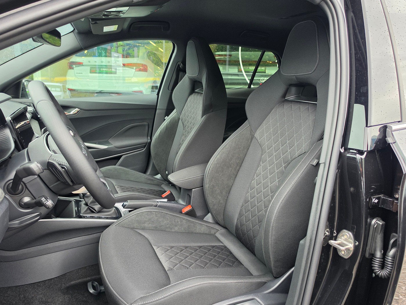SKODA Fabia 1.0 TSI Dynamic DSG-image-7