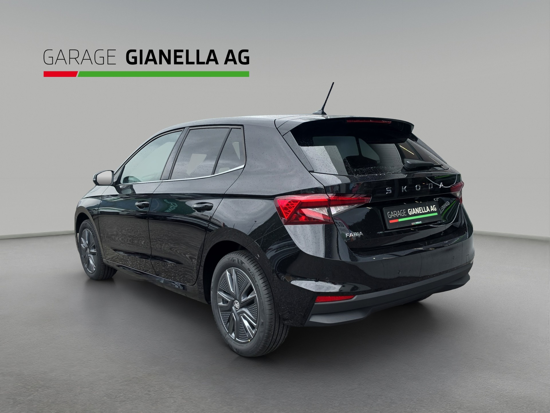 SKODA Fabia 1.0 TSI Dynamic DSG-image-2