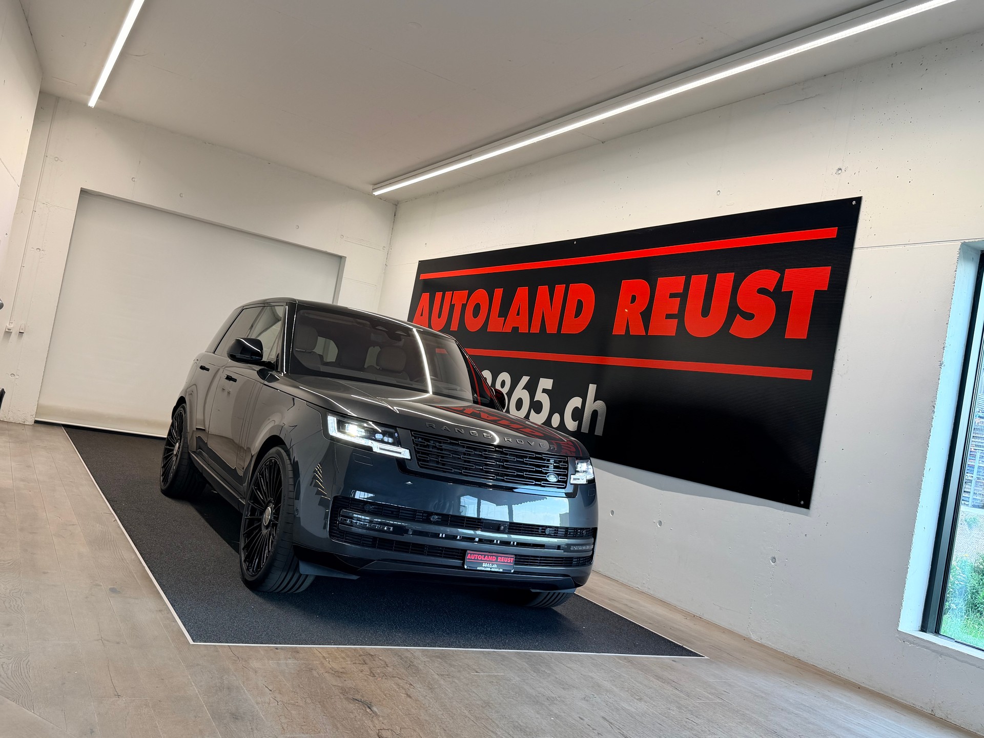 LAND ROVER Range Rover P400 I6 3.0 MHEV Autobiography Automatic-image-0