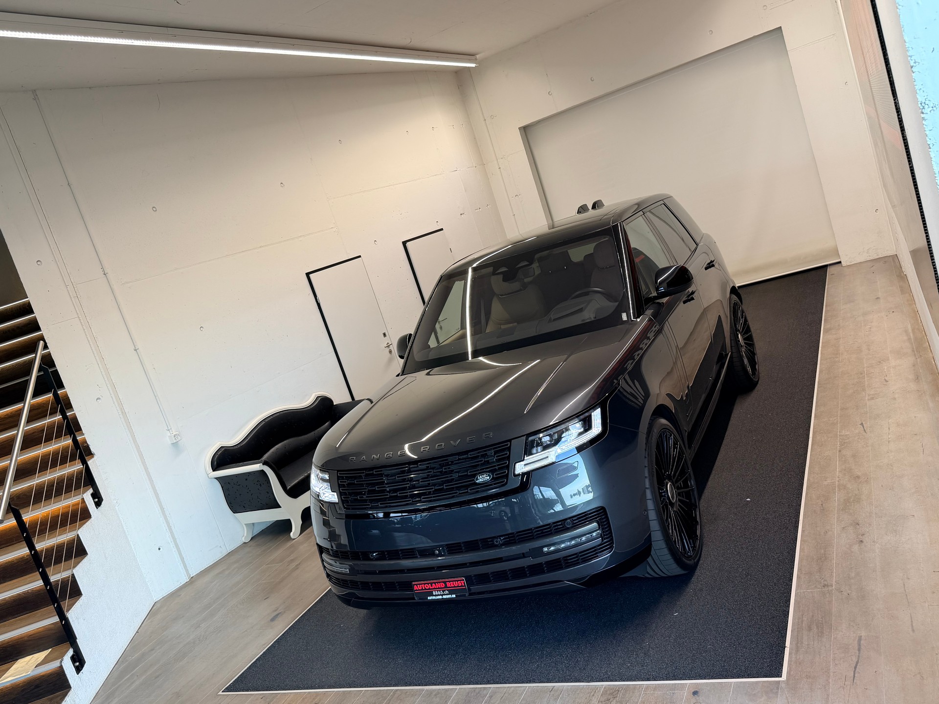 LAND ROVER Range Rover P400 I6 3.0 MHEV Autobiography Automatic-image-3