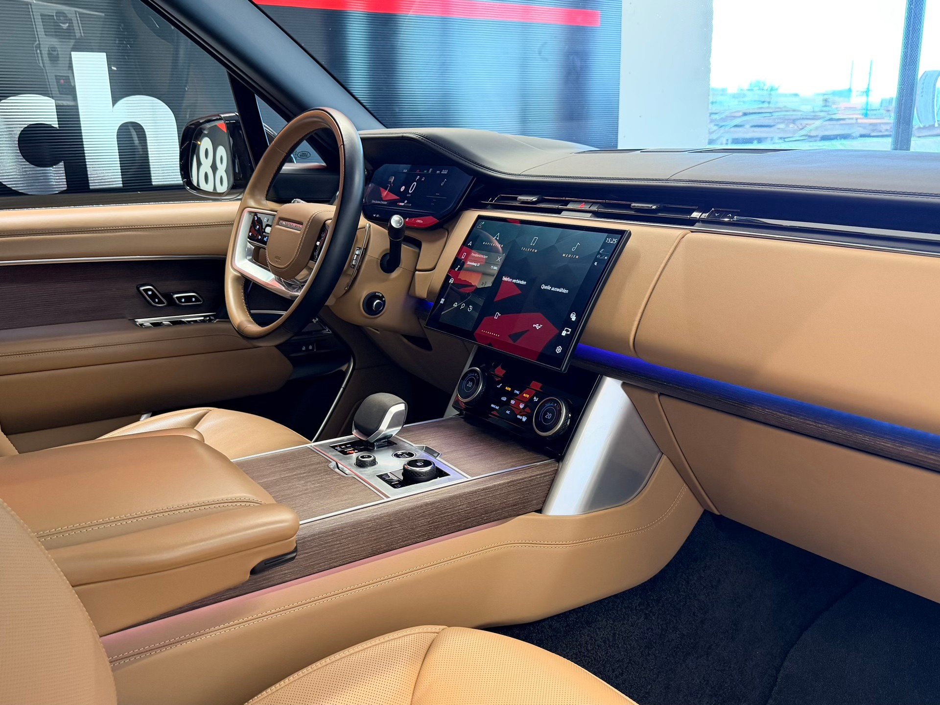LAND ROVER Range Rover P400 I6 3.0 MHEV Autobiography Automatic-image-21