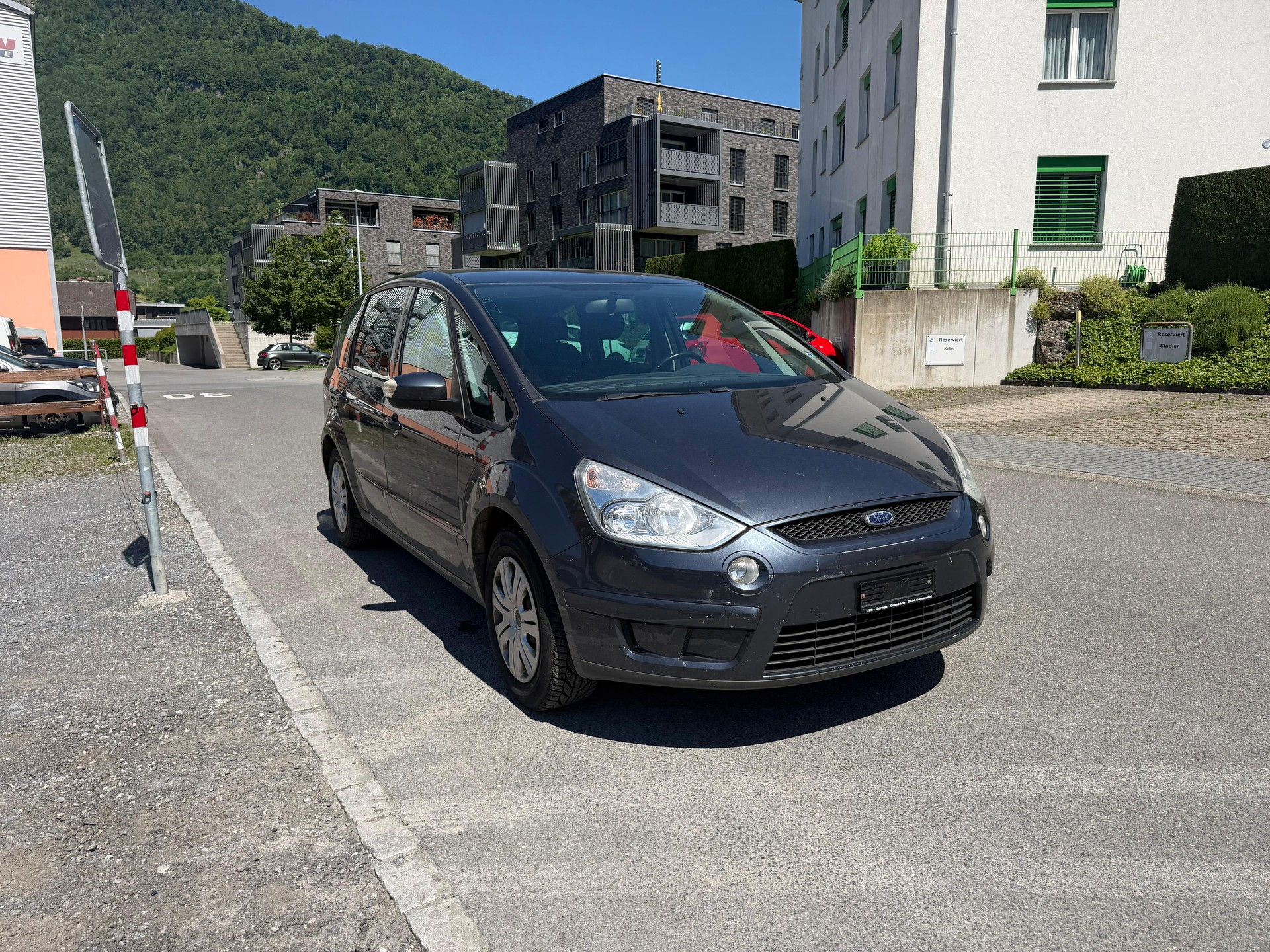 FORD S-Max 2.0i Trend