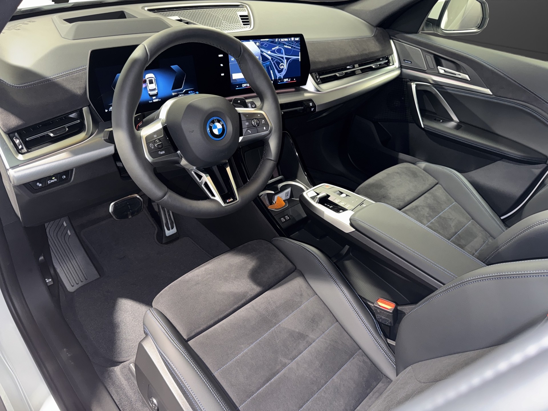 BMW X1 30e xDrive-image-7