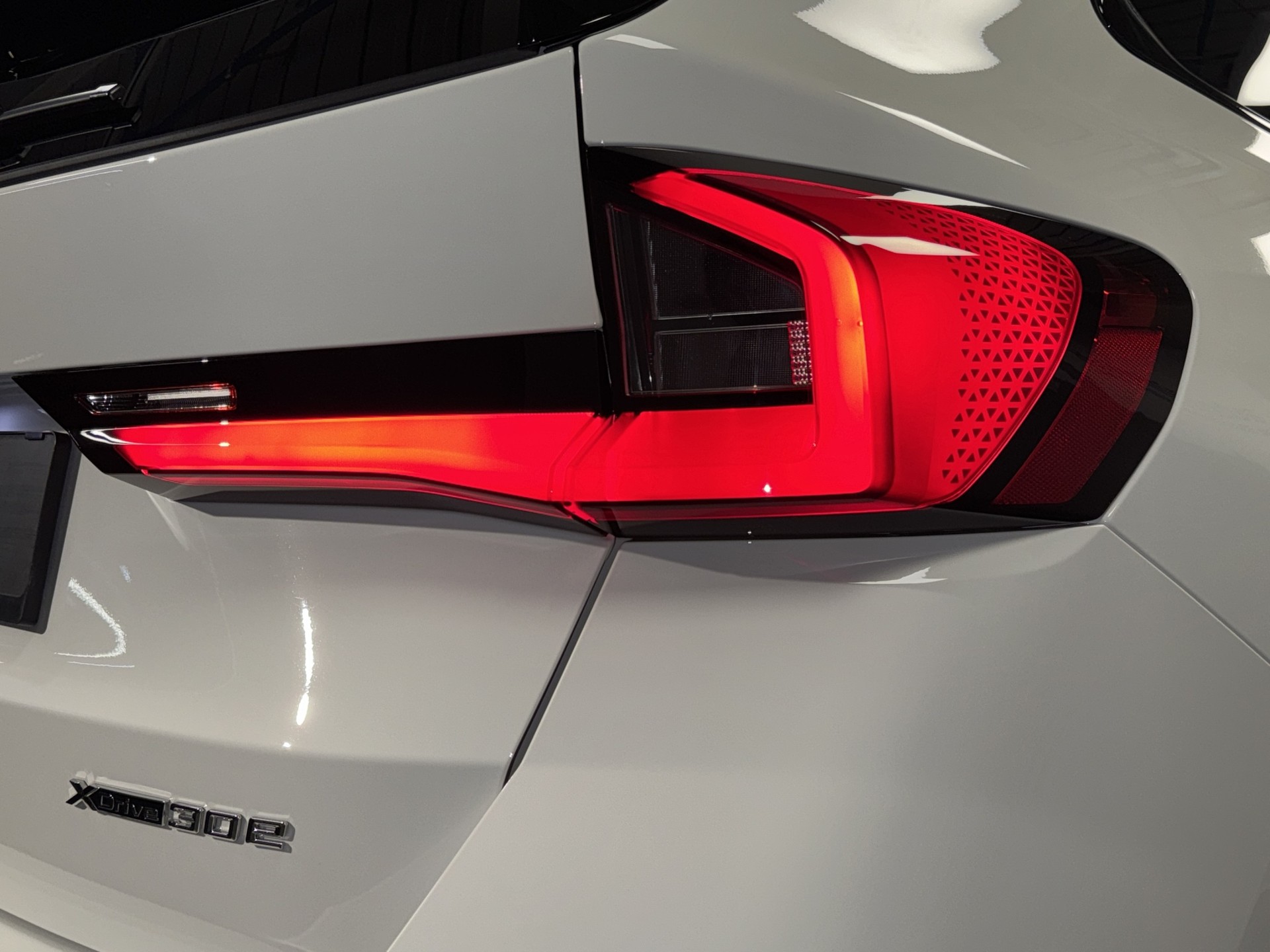 BMW X1 30e xDrive-image-5