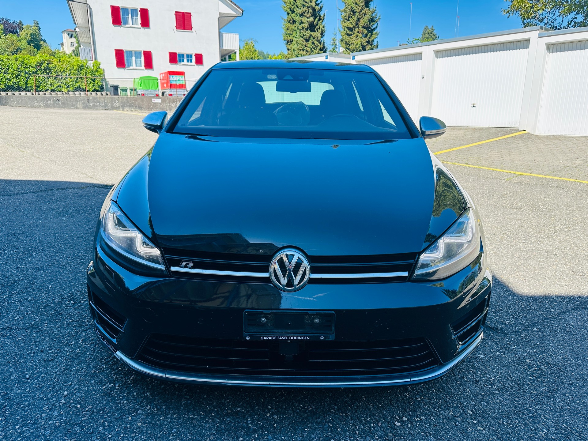 VW Golf 2.0 TSI R 4Motion DSG-image-0