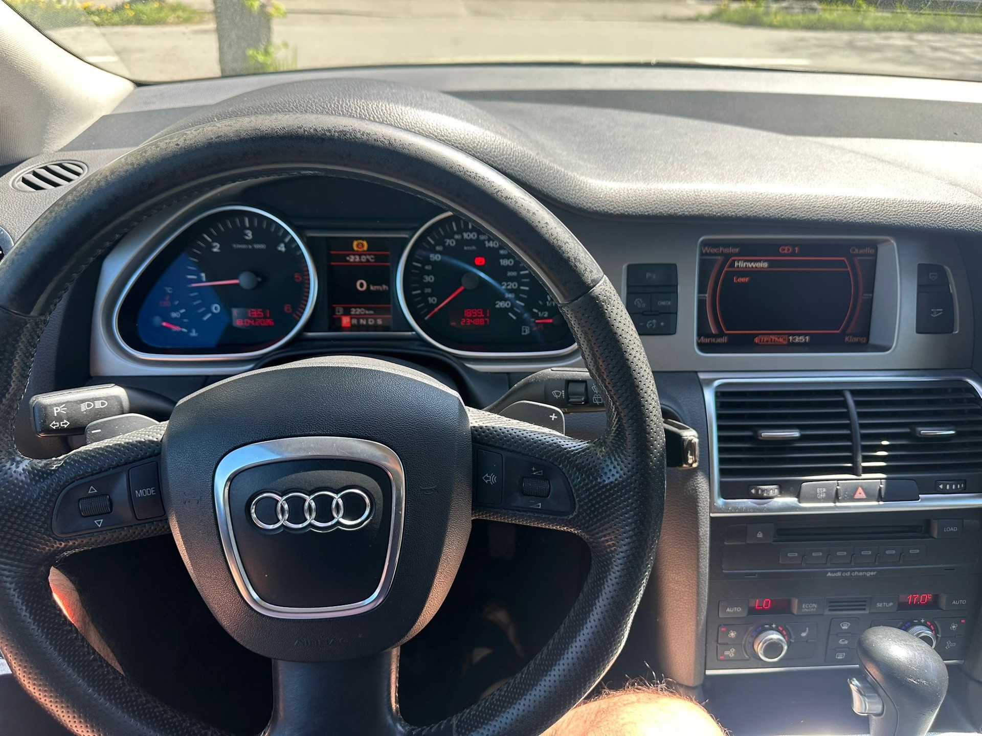 AUDI Q7 3.0 TDI quattro tiptronic-image-4