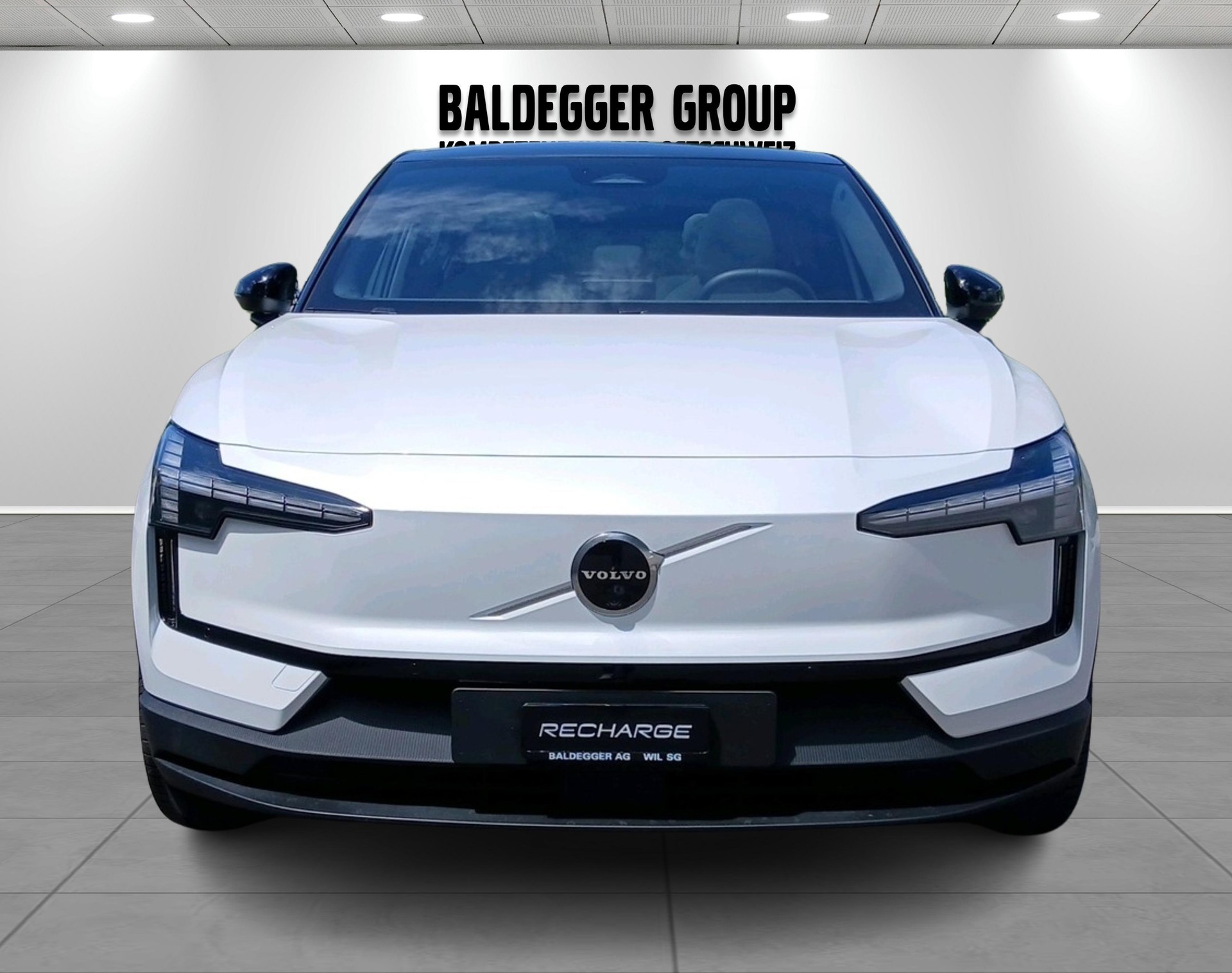 VOLVO EX 30 E60 Twin Ultra Performanc-image-7