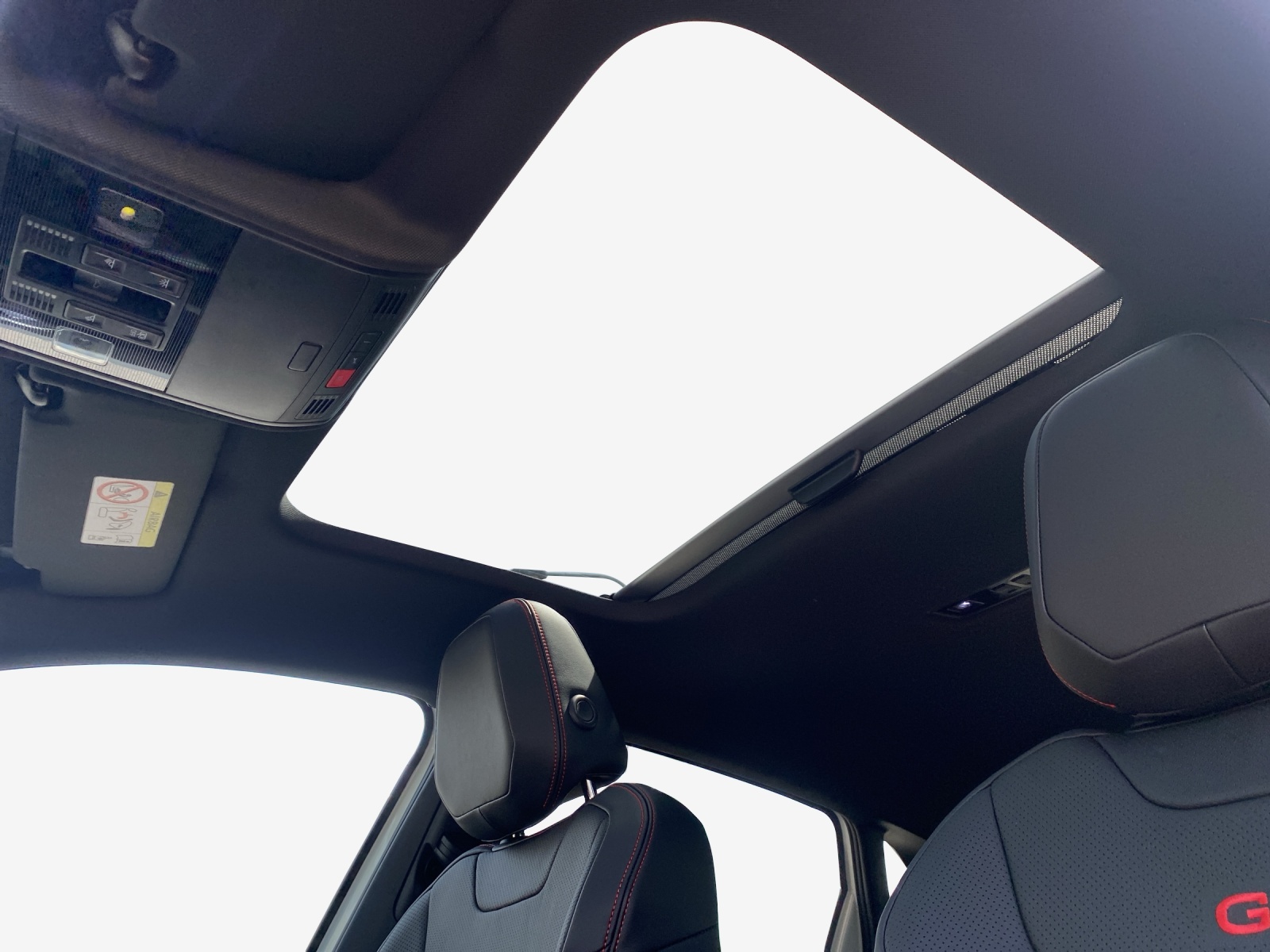 VW Polo 2.0 TSI GTI DSG-image-14