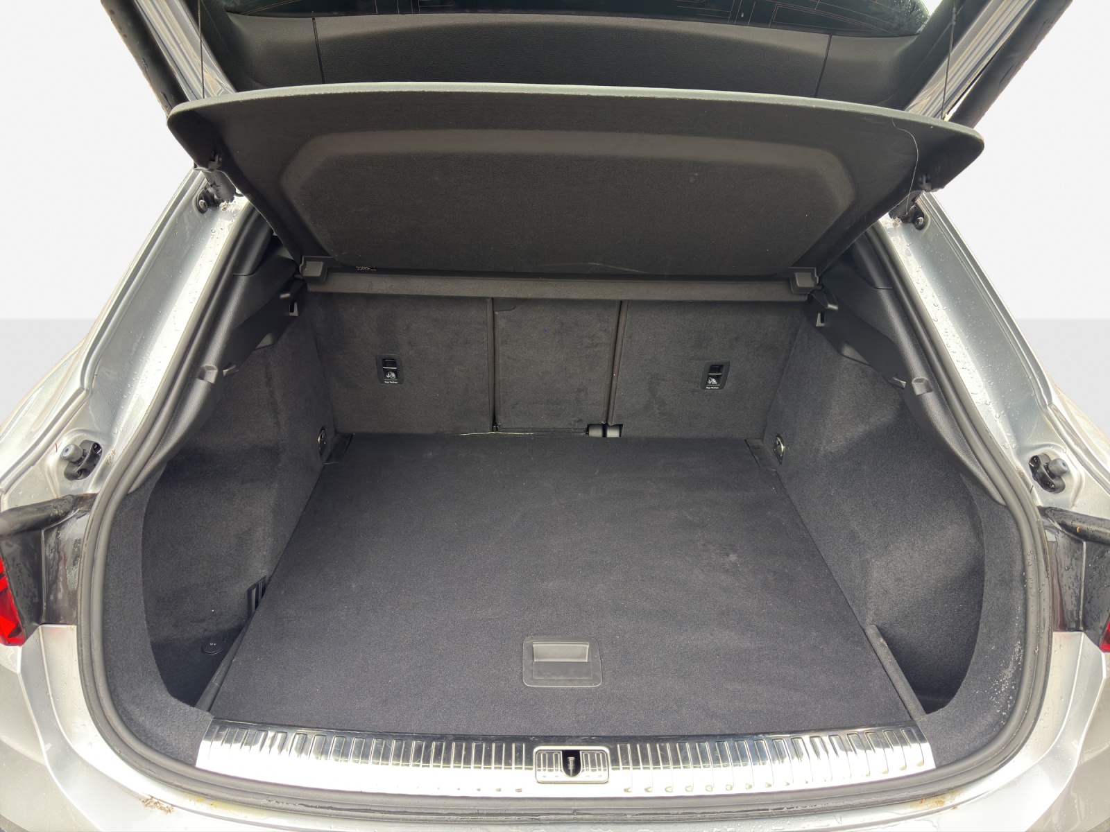 AUDI Q3 Sportback 40 TDI Attraction quattro S-tronic-image-12