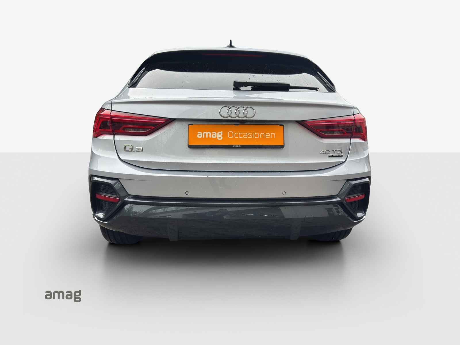 AUDI Q3 Sportback 40 TDI Attraction quattro S-tronic-image-3