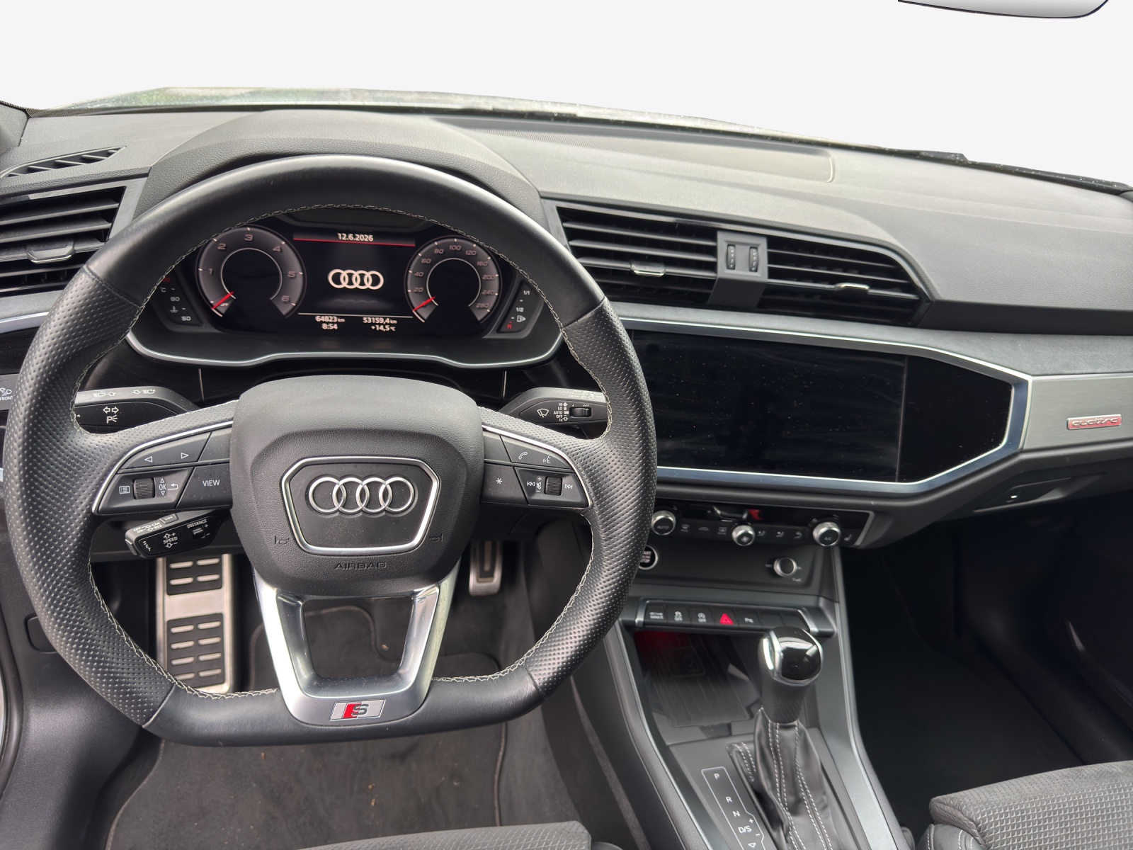 AUDI Q3 Sportback 40 TDI Attraction quattro S-tronic-image-10
