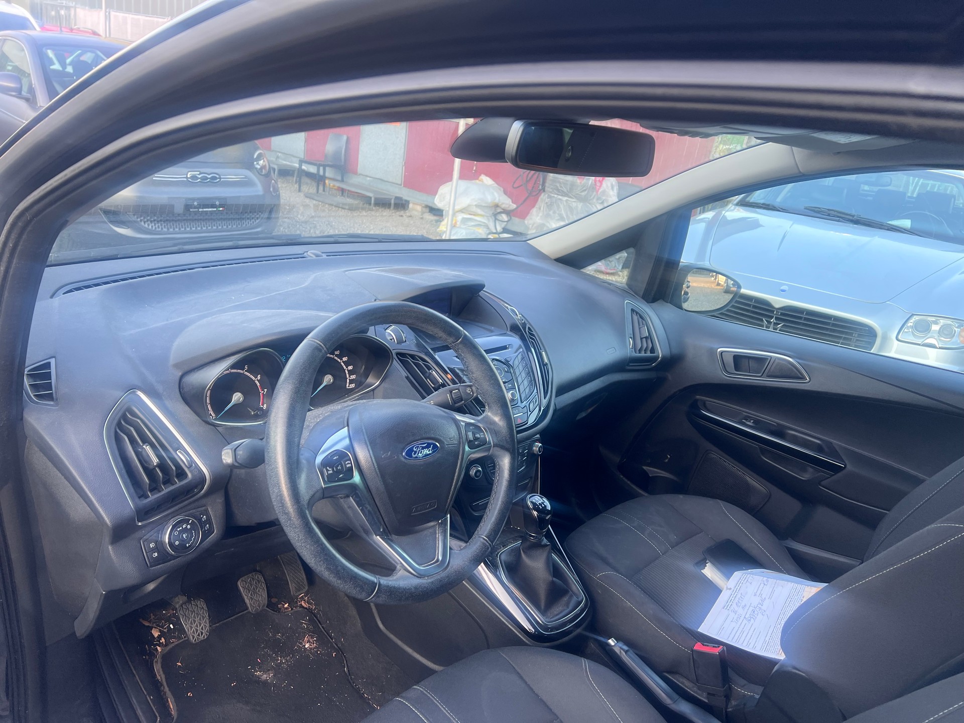 FORD B-Max 1.0 SCTi Titanium-image-12