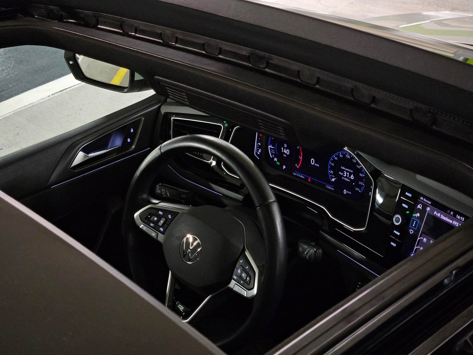 VW Polo 1.0 TSI R-Line DSG-image-9