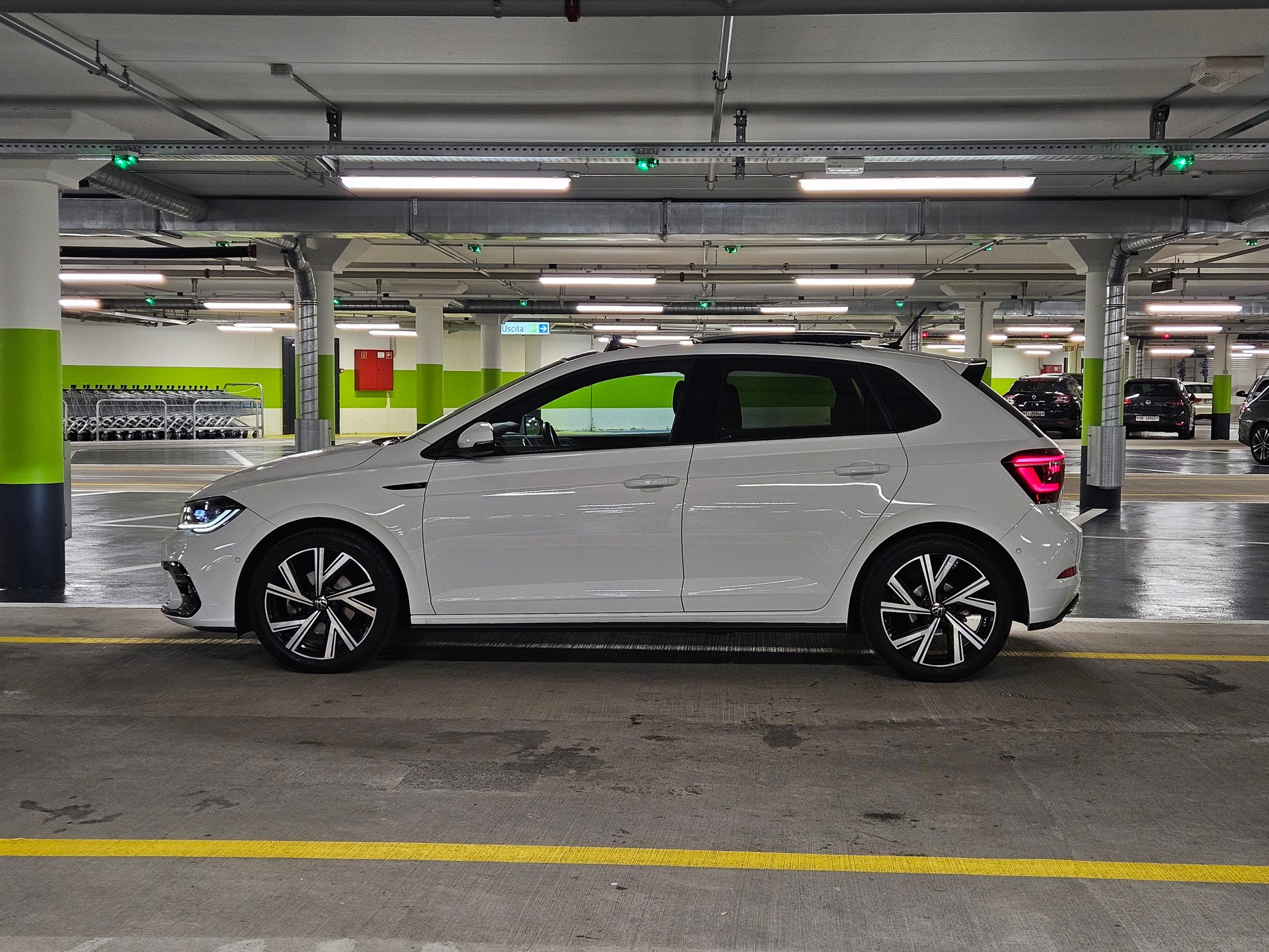 VW Polo 1.0 TSI R-Line DSG-image-1