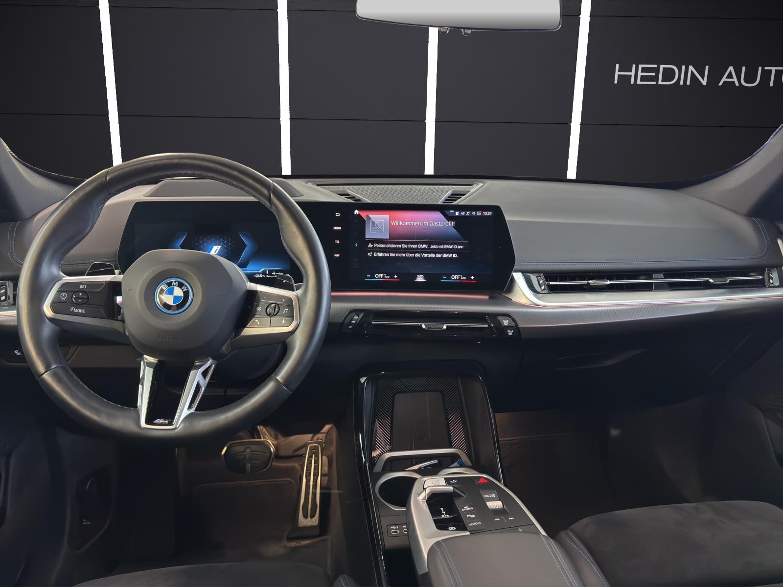 BMW X1 30e xDrive paddles-image-17