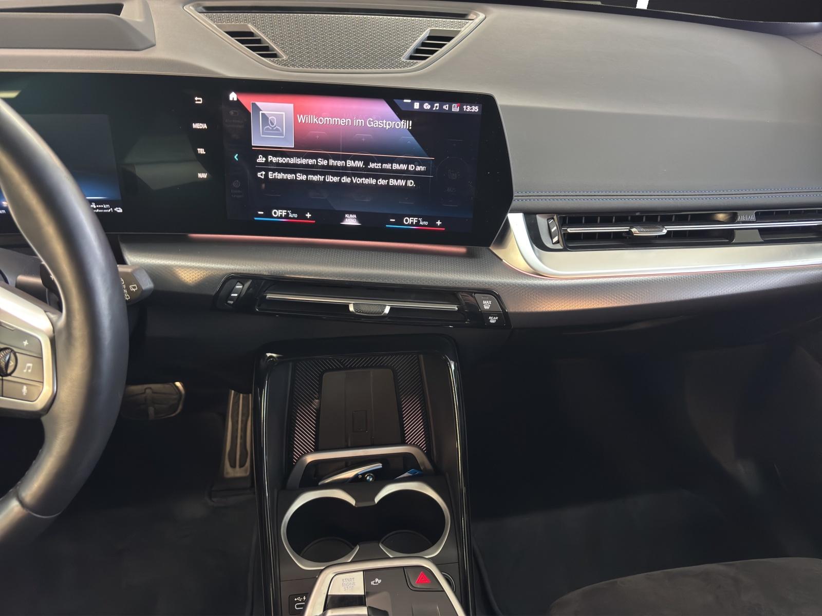 BMW X1 30e xDrive paddles-image-20